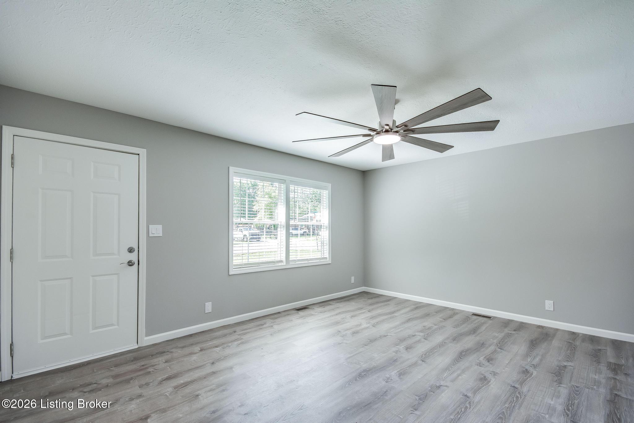 1600 Betances Ct Property Photo 8