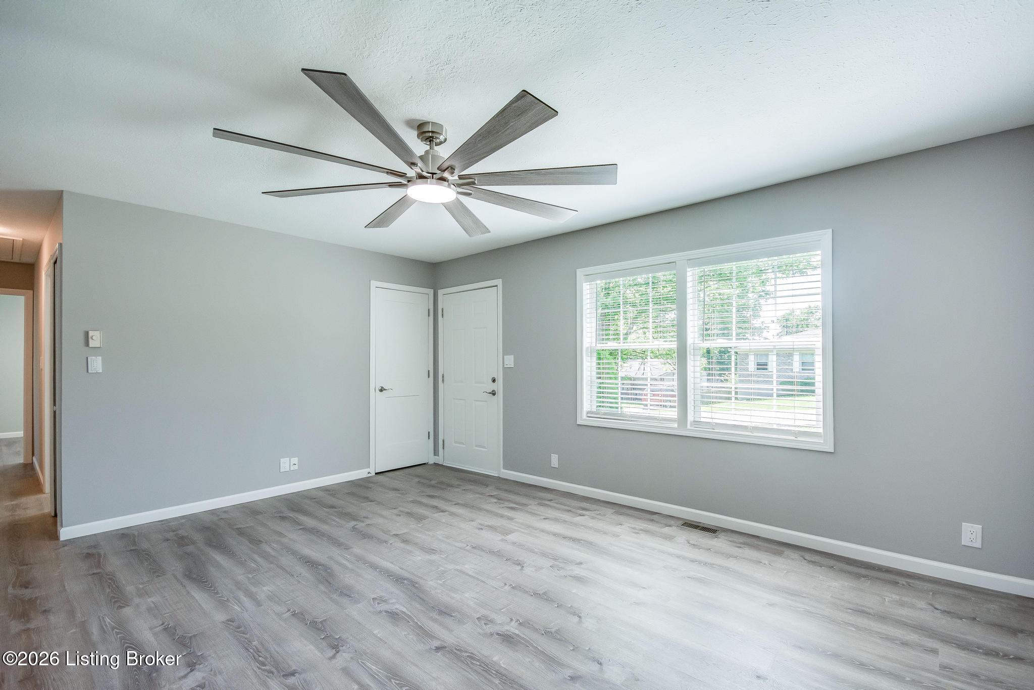 1600 Betances Ct Property Photo 9