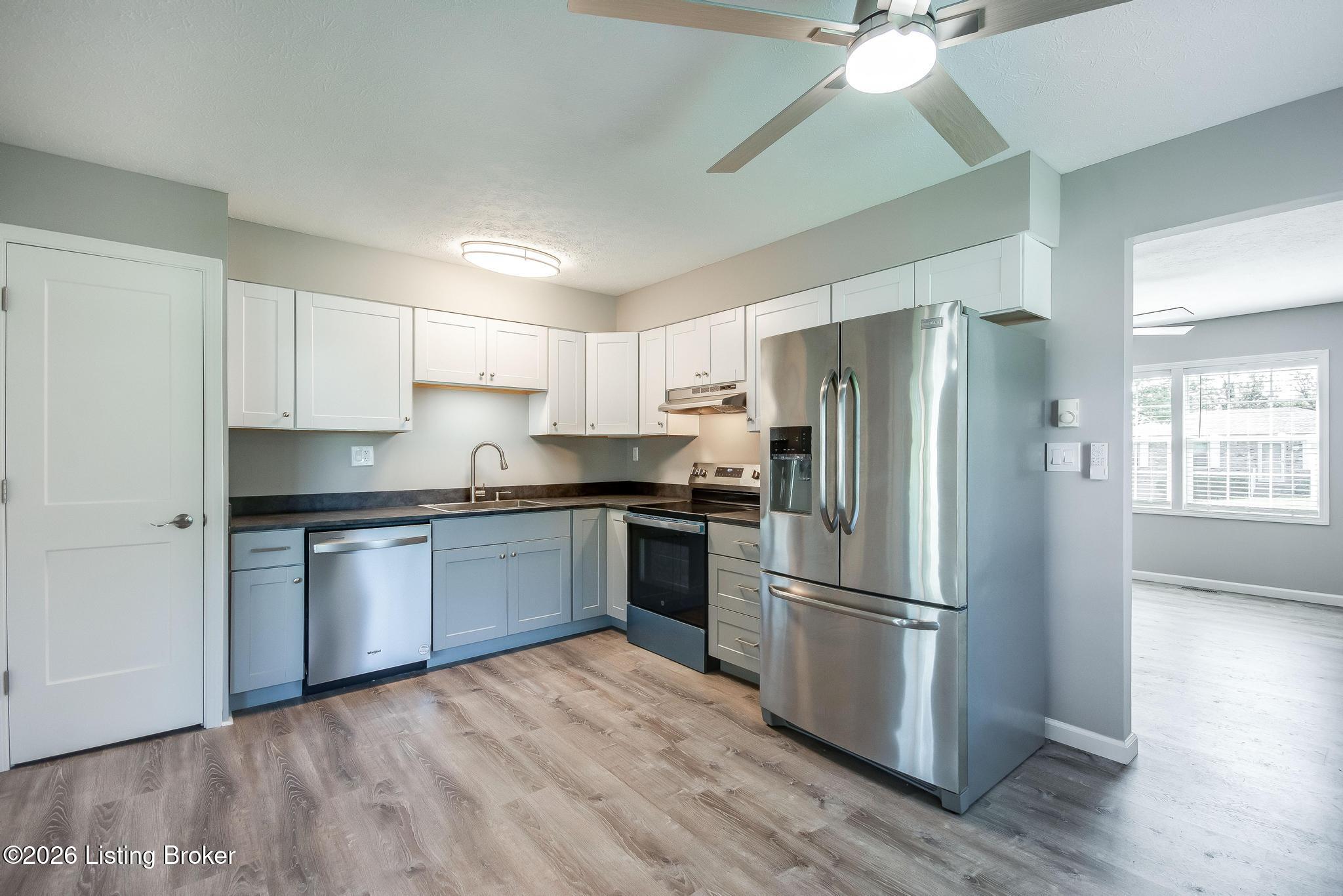 1600 Betances Ct Property Photo 16