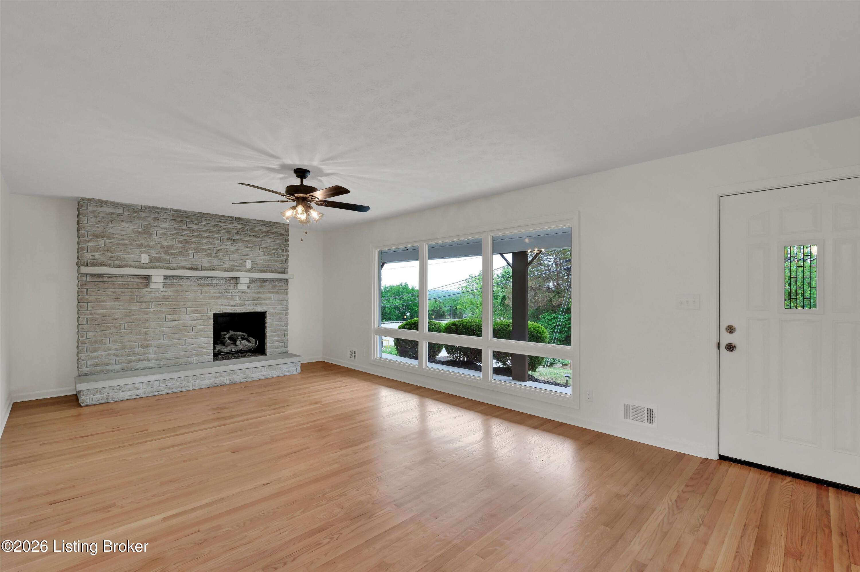 334 S Bardstown Rd Property Photo 5
