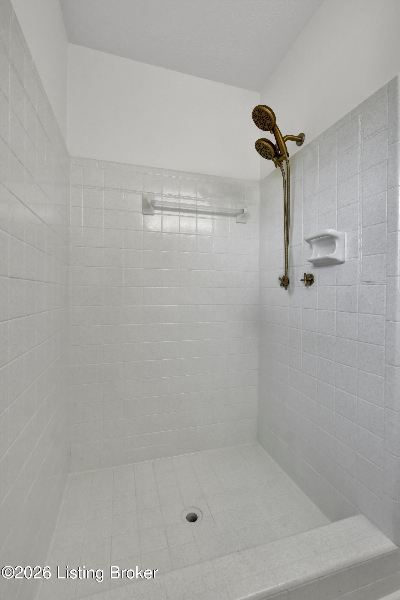 334 S Bardstown Rd Property Photo 15