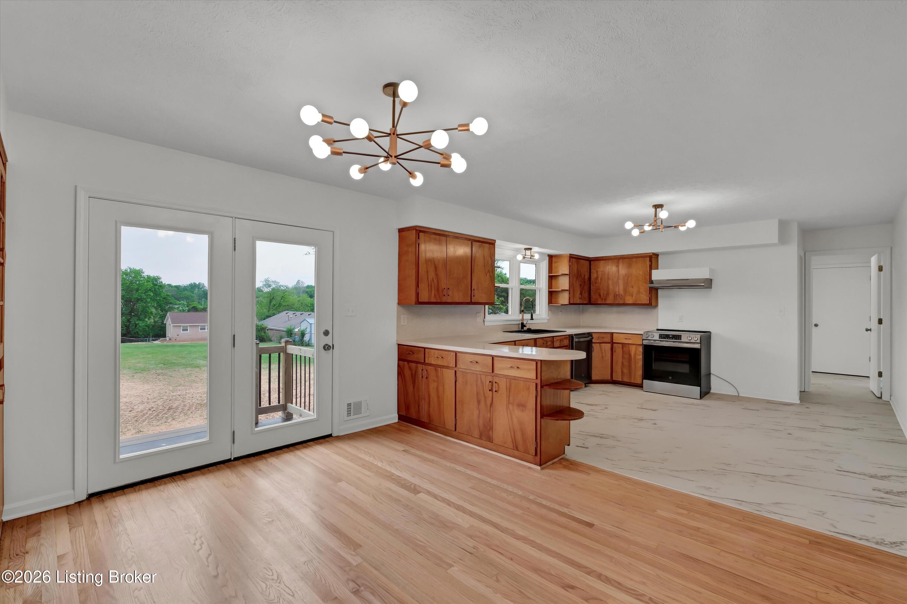 334 S Bardstown Rd Property Photo 41
