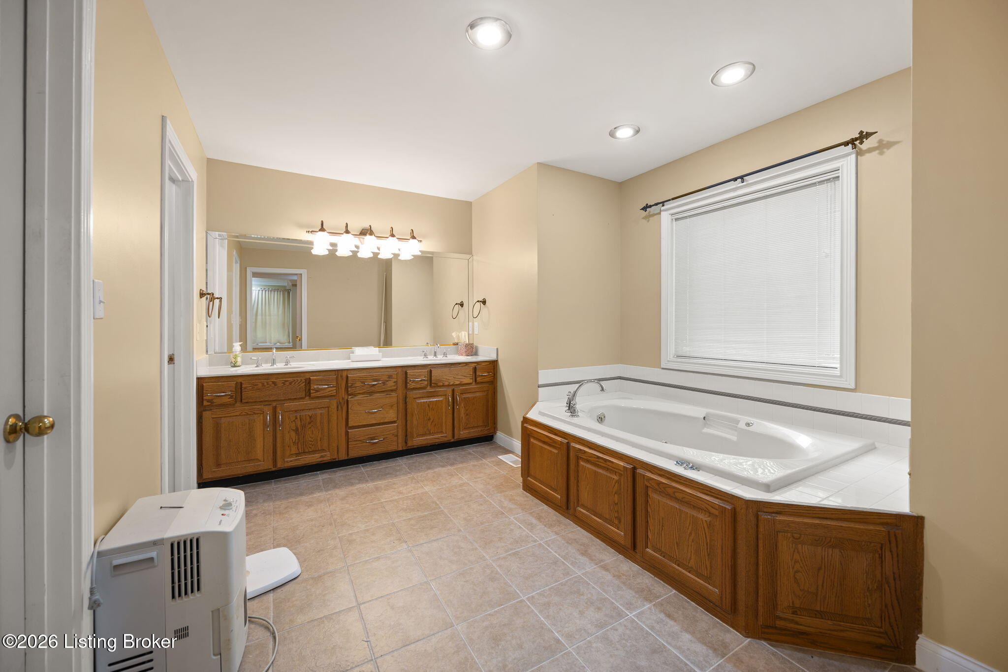 78 Woodhaven Ct Property Photo 32