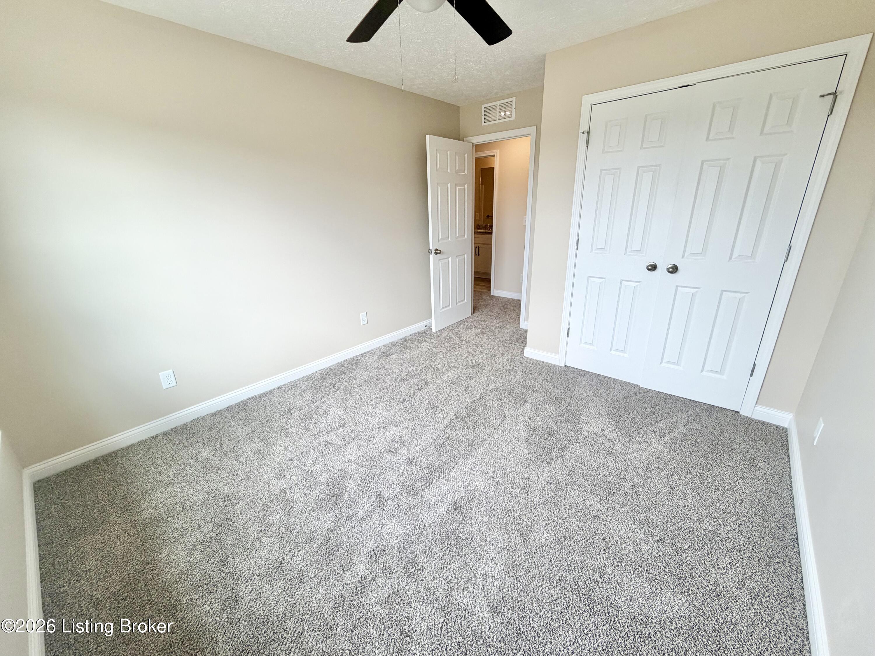 348/350 Breckinridge Cir Property Photo 8