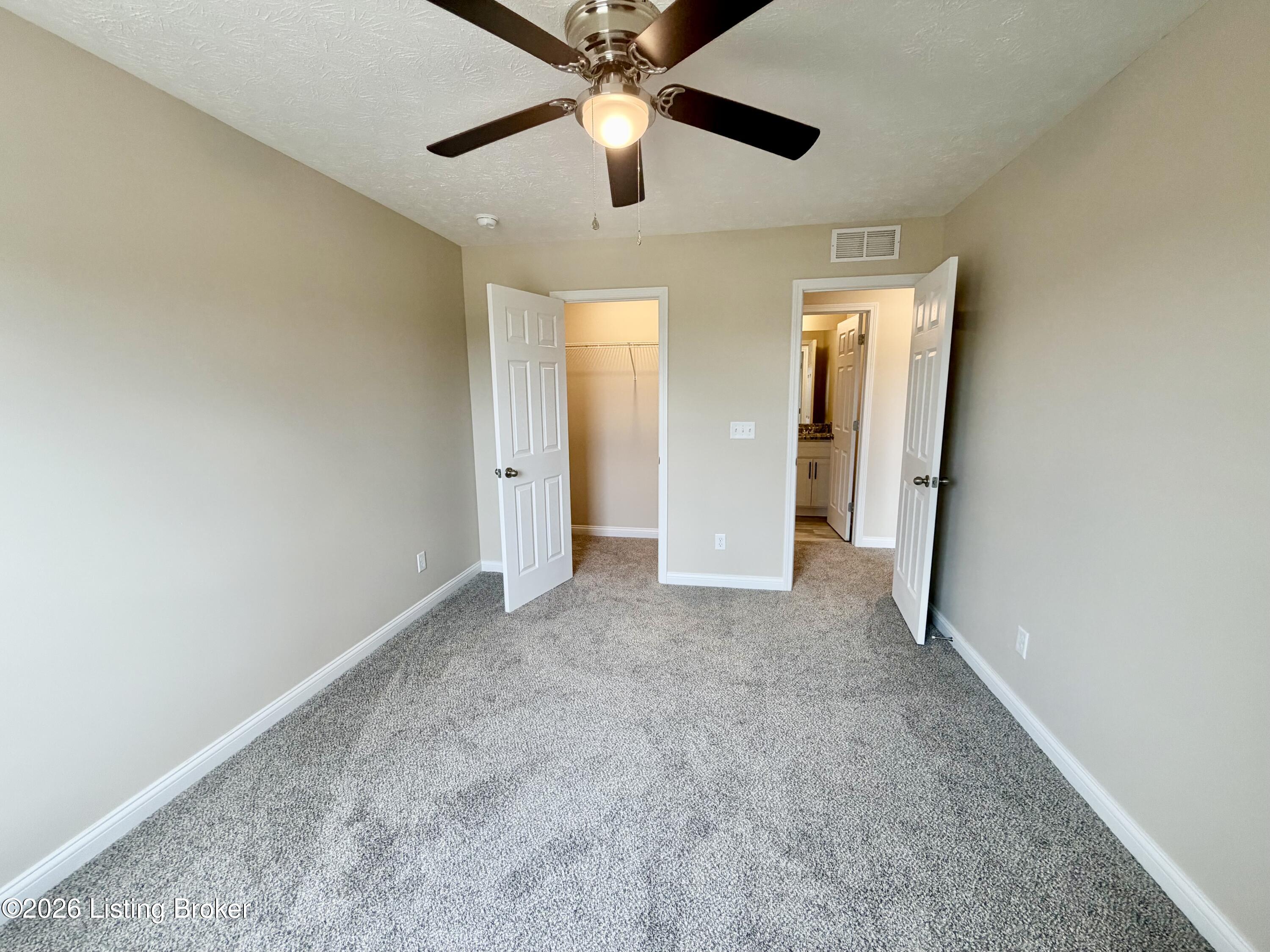 345/347 Breckinridge Cir Property Photo 10