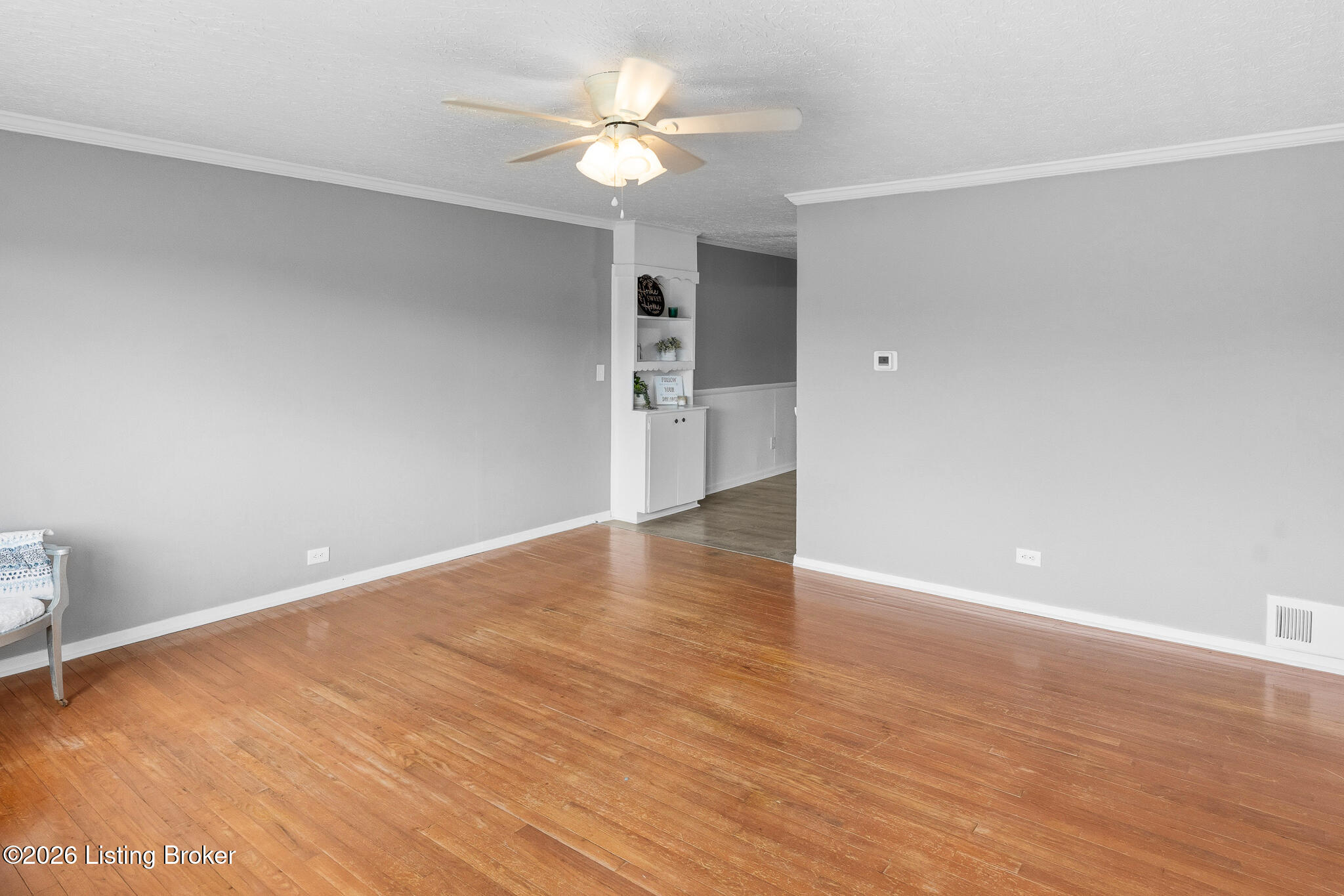 201 Sycamore St Property Photo 4