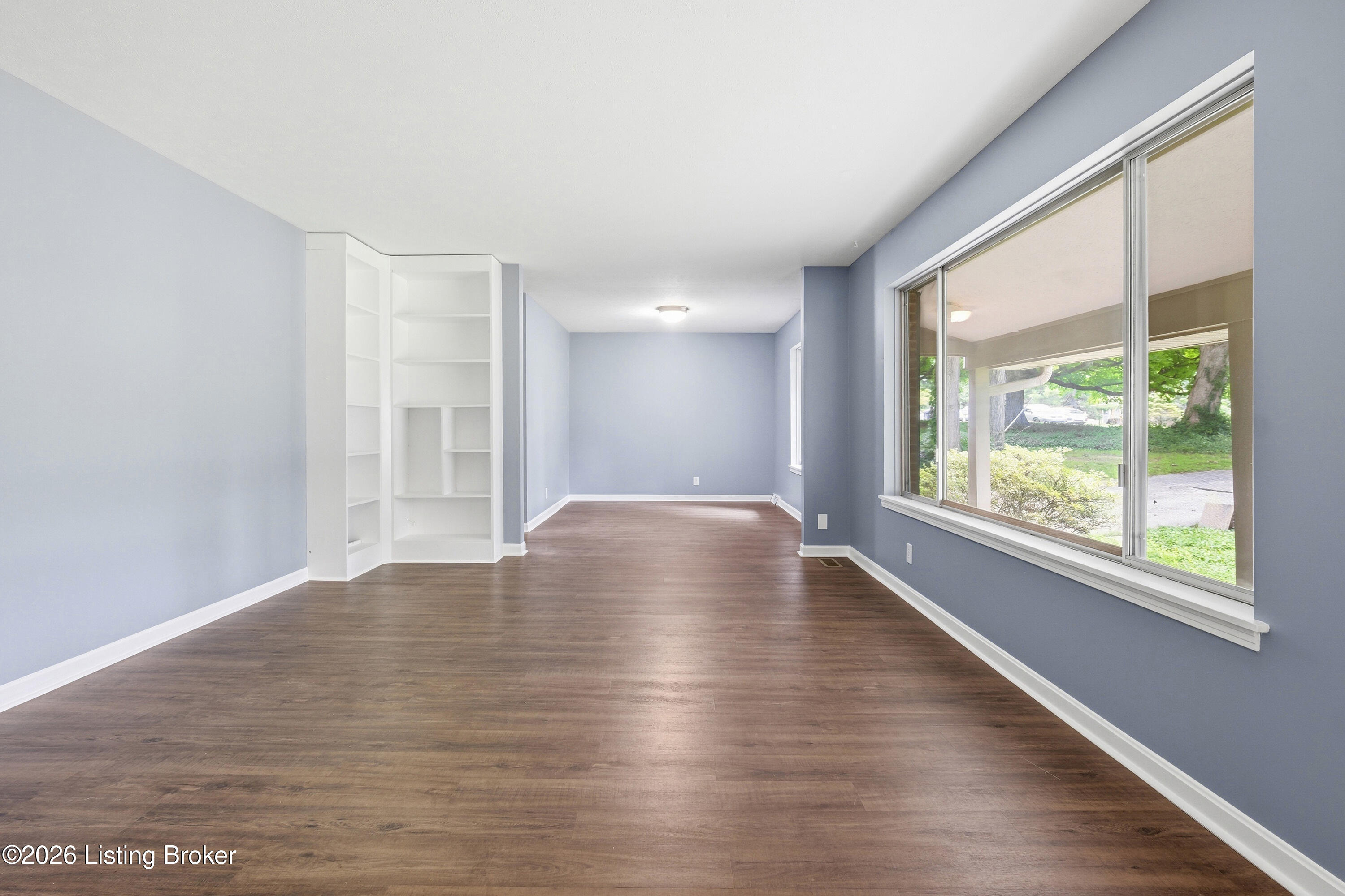8603 Cool Brook Ct Property Photo 3