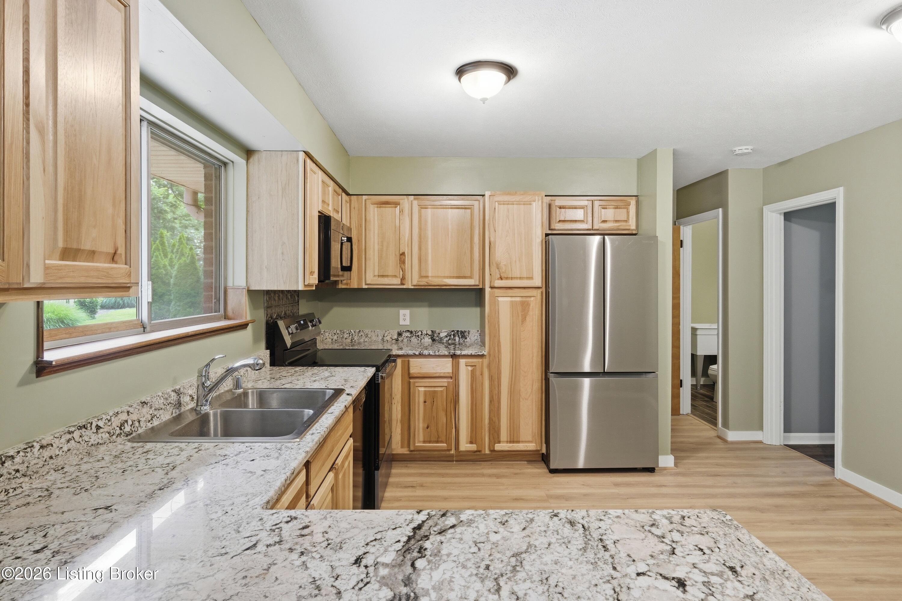 8603 Cool Brook Ct Property Photo 11