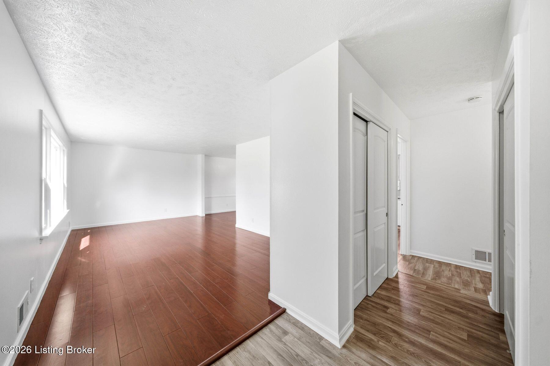 4109 Stony Brook Dr Property Photo 3