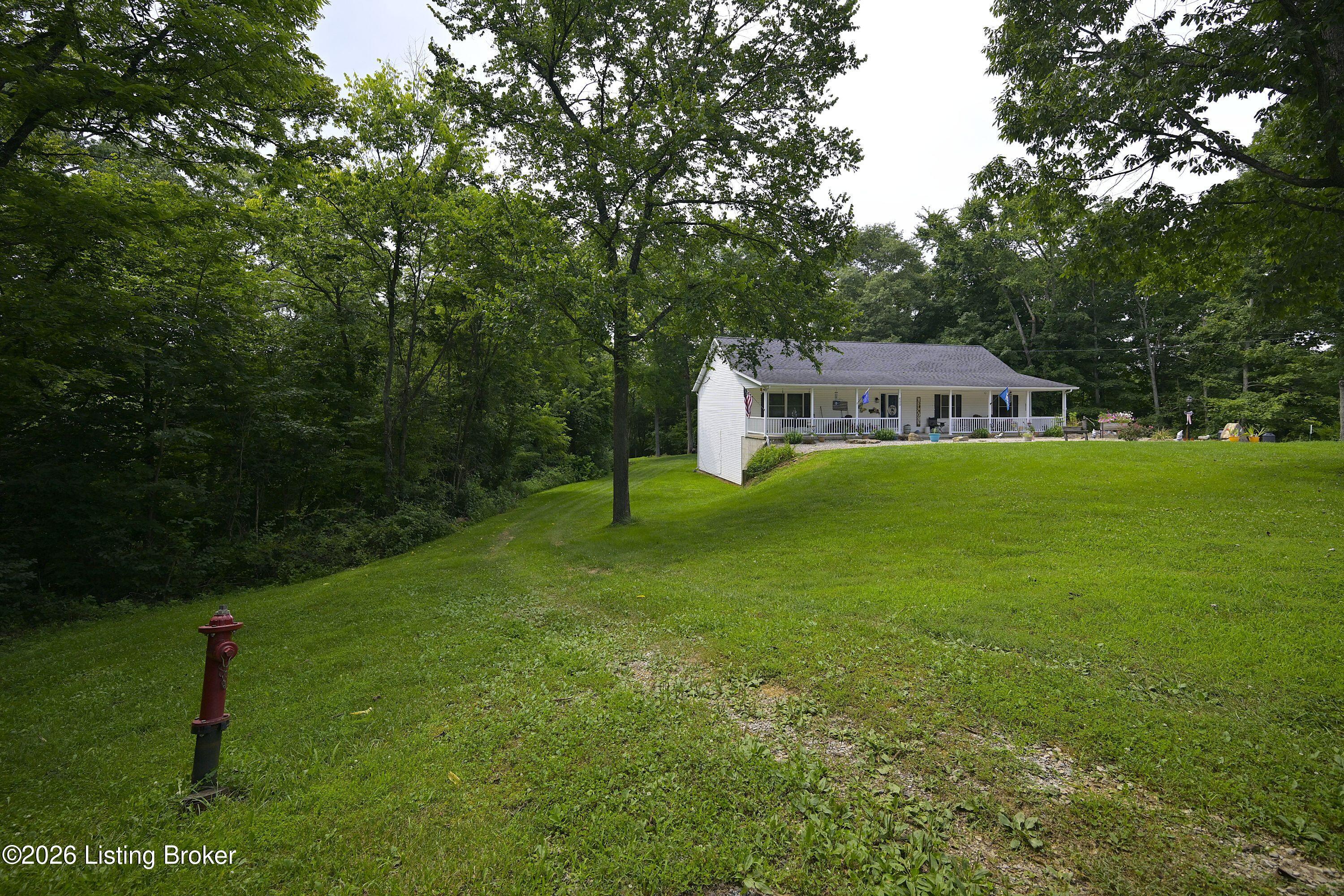 600 Shepherd Ln Property Photo 3