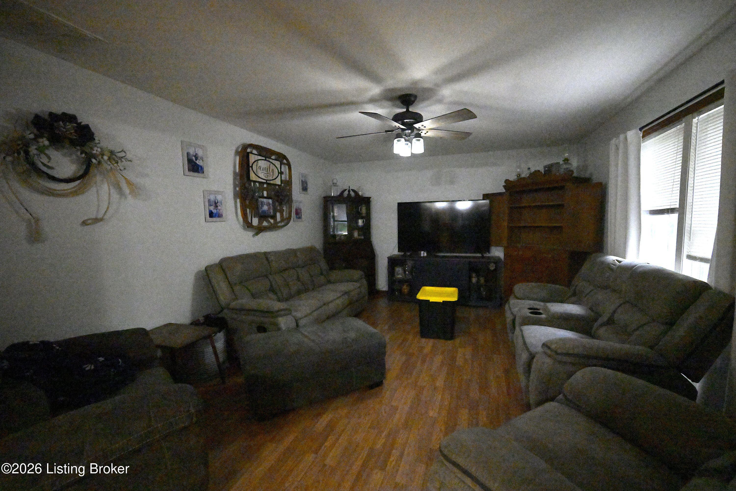 600 Shepherd Ln Property Photo 8