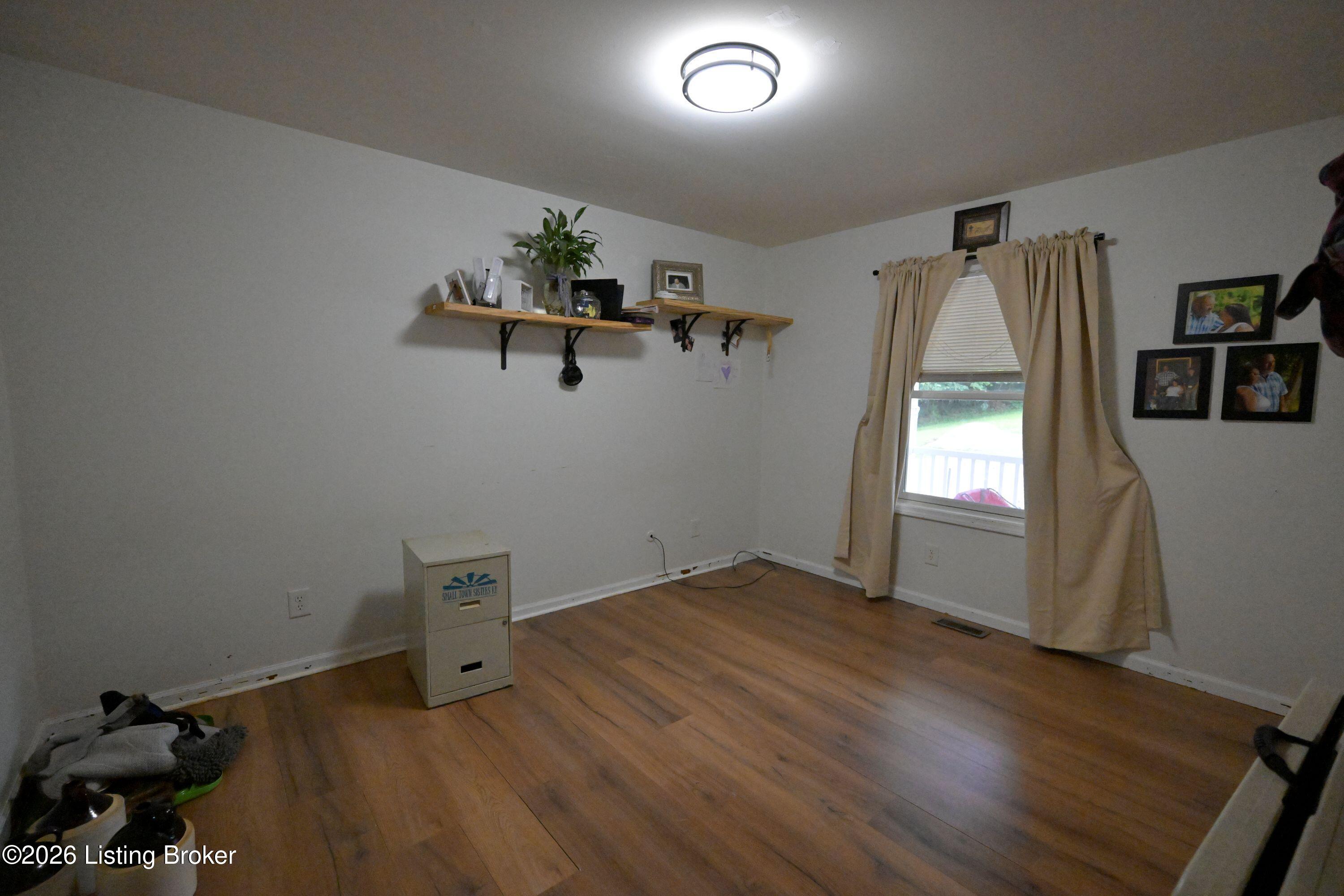 600 Shepherd Ln Property Photo 11