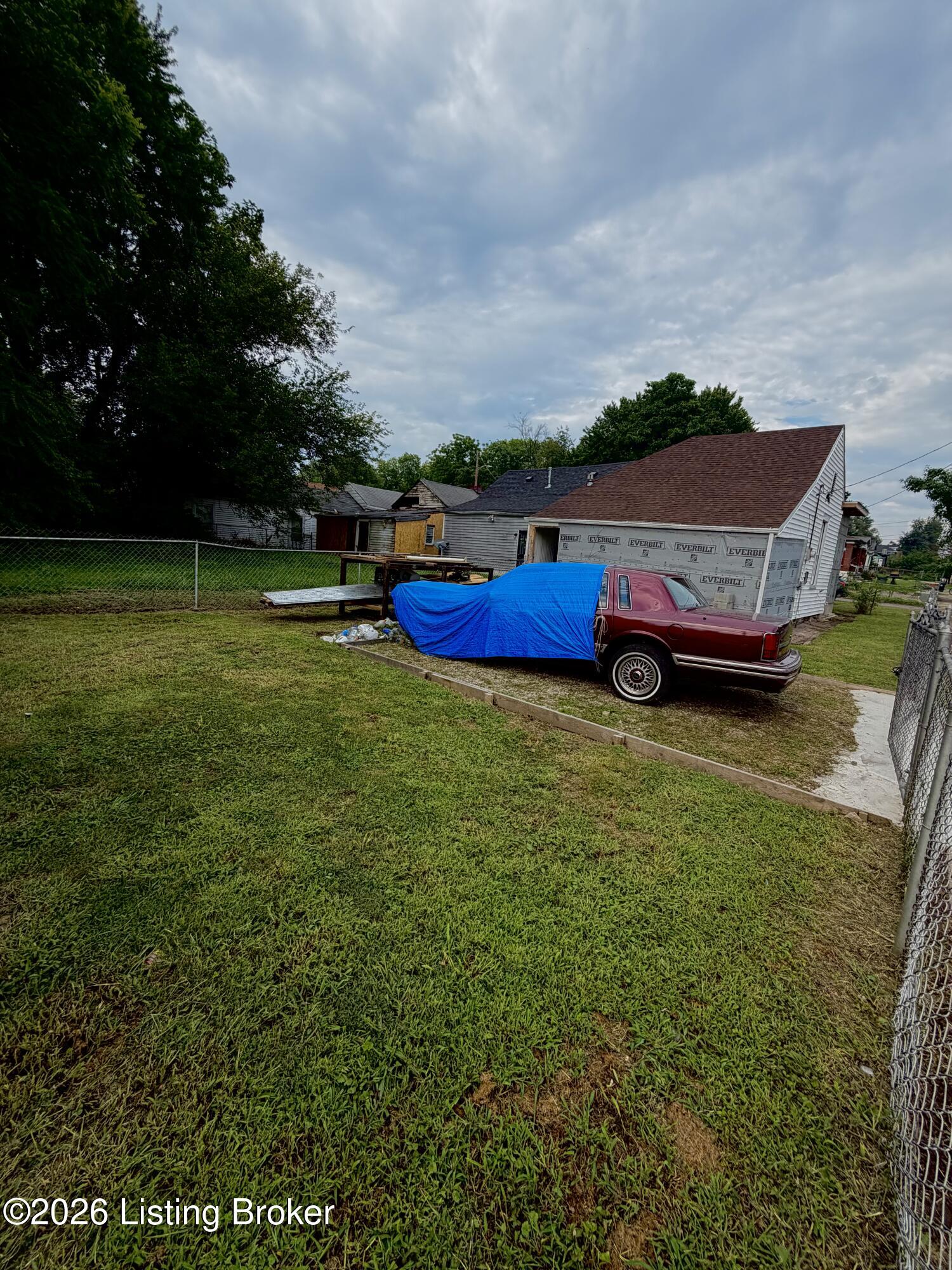 1328 S 17th St Property Photo 17