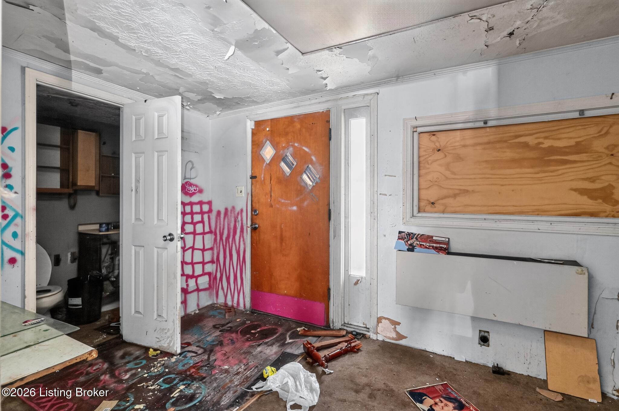 721 Denmark St Property Photo 17