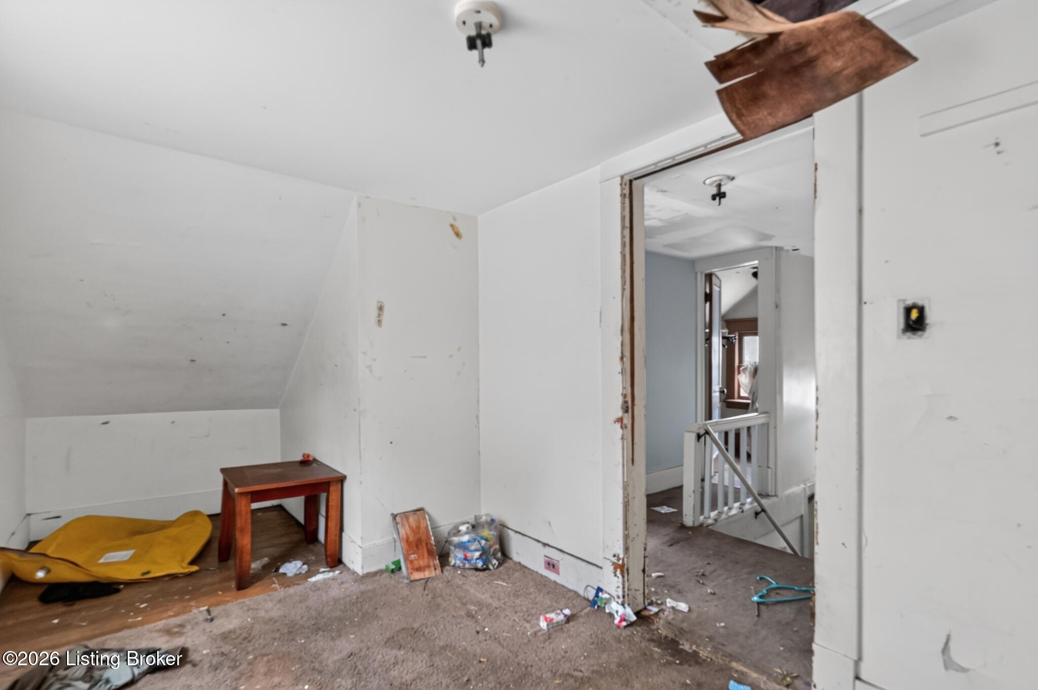 721 Denmark St Property Photo 22