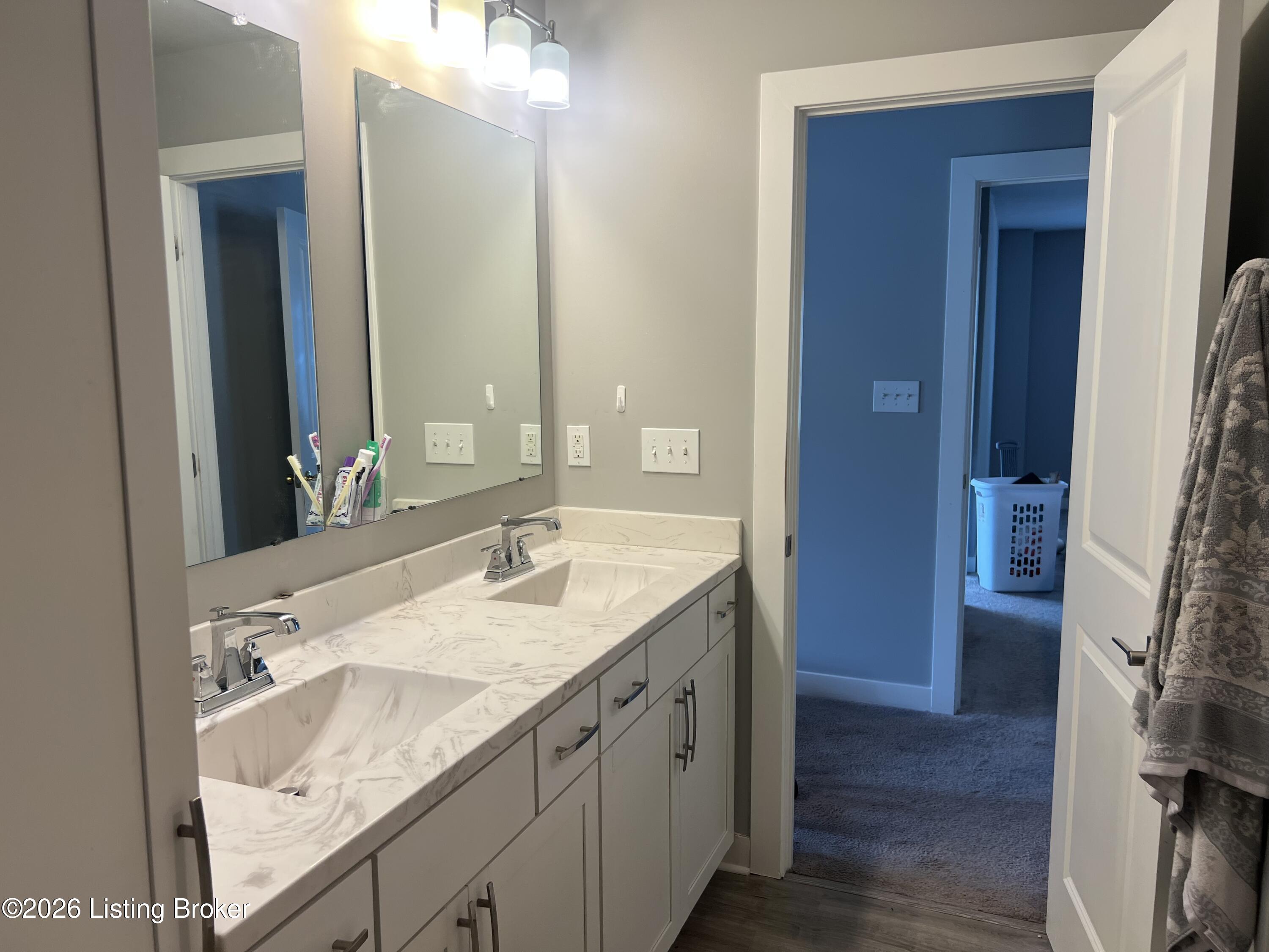 6107 Ledgerock Cove Pl Property Photo 23