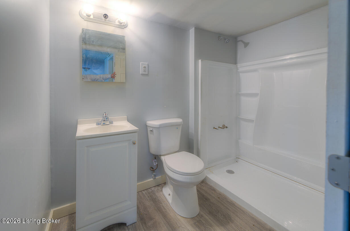 1536 Eskridge Ln Property Photo 20