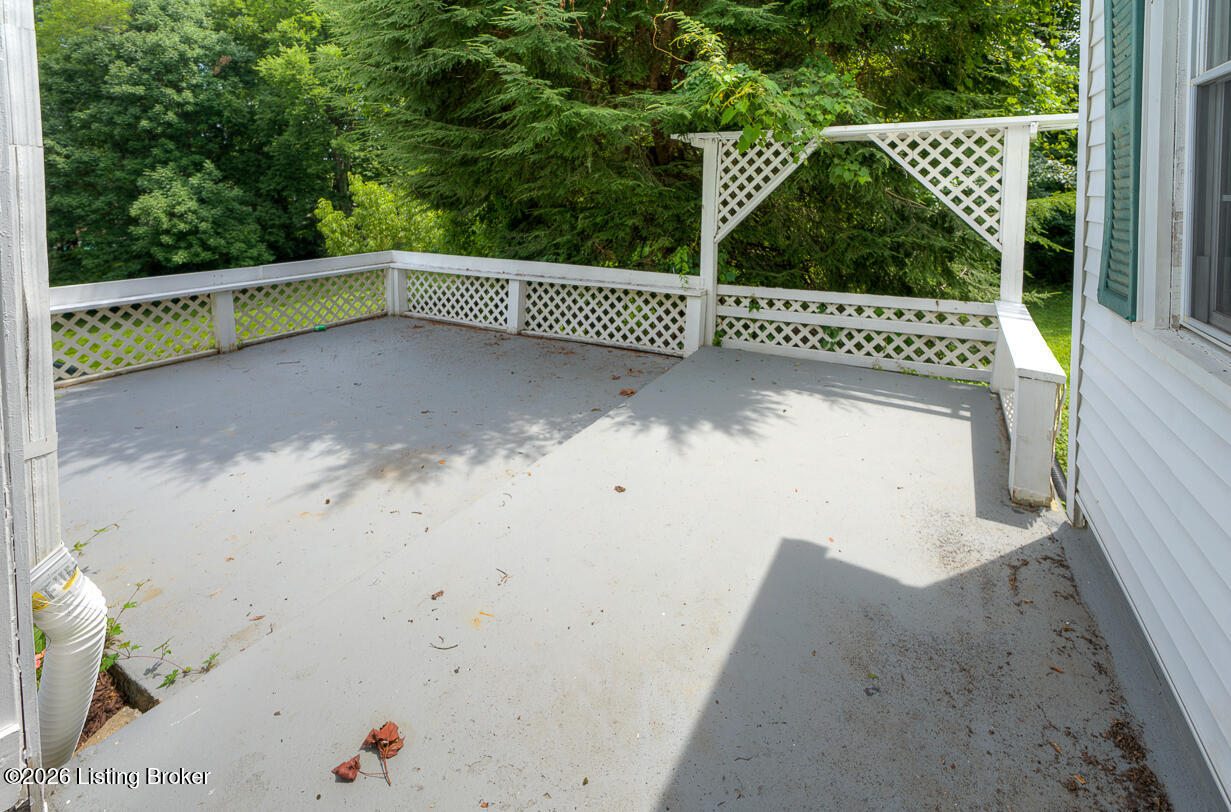 1536 Eskridge Ln Property Photo 24