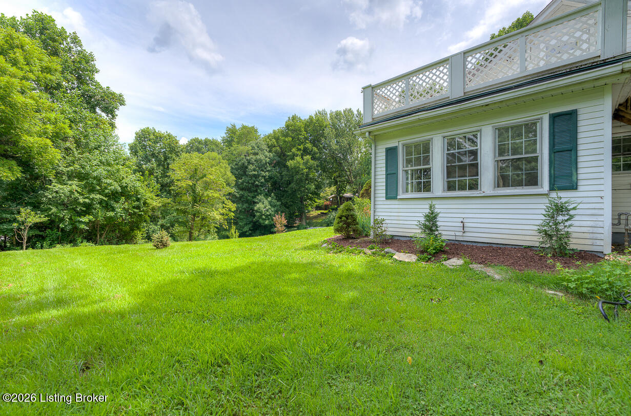 1536 Eskridge Ln Property Photo 27