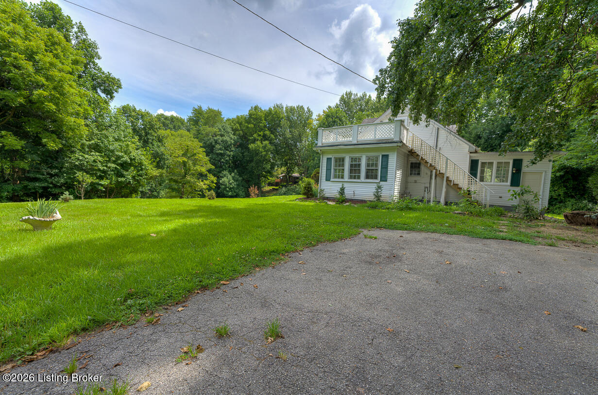 1536 Eskridge Ln Property Photo 31
