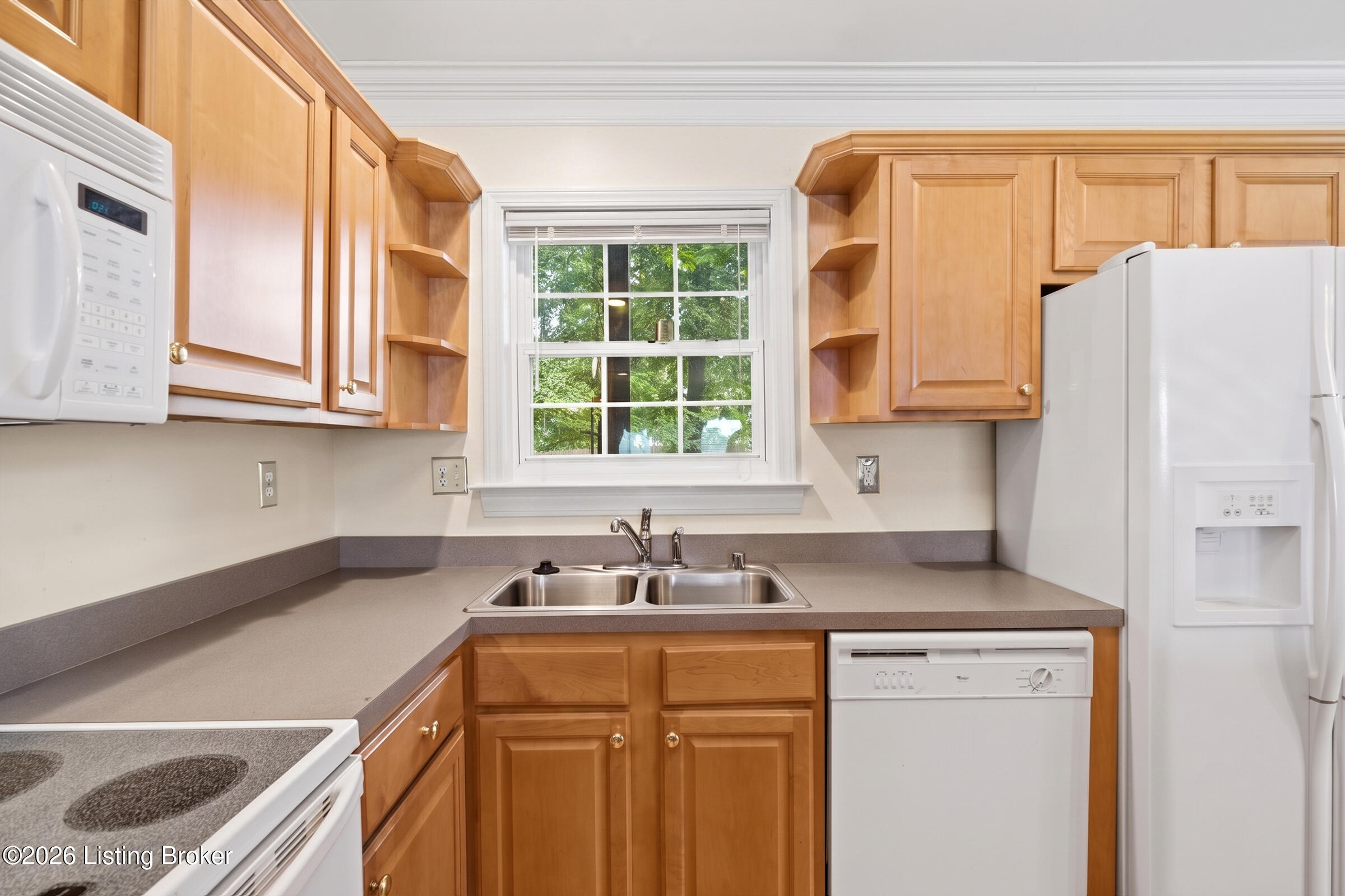 6015 Wooded Creek Dr 102 Property Photo 15