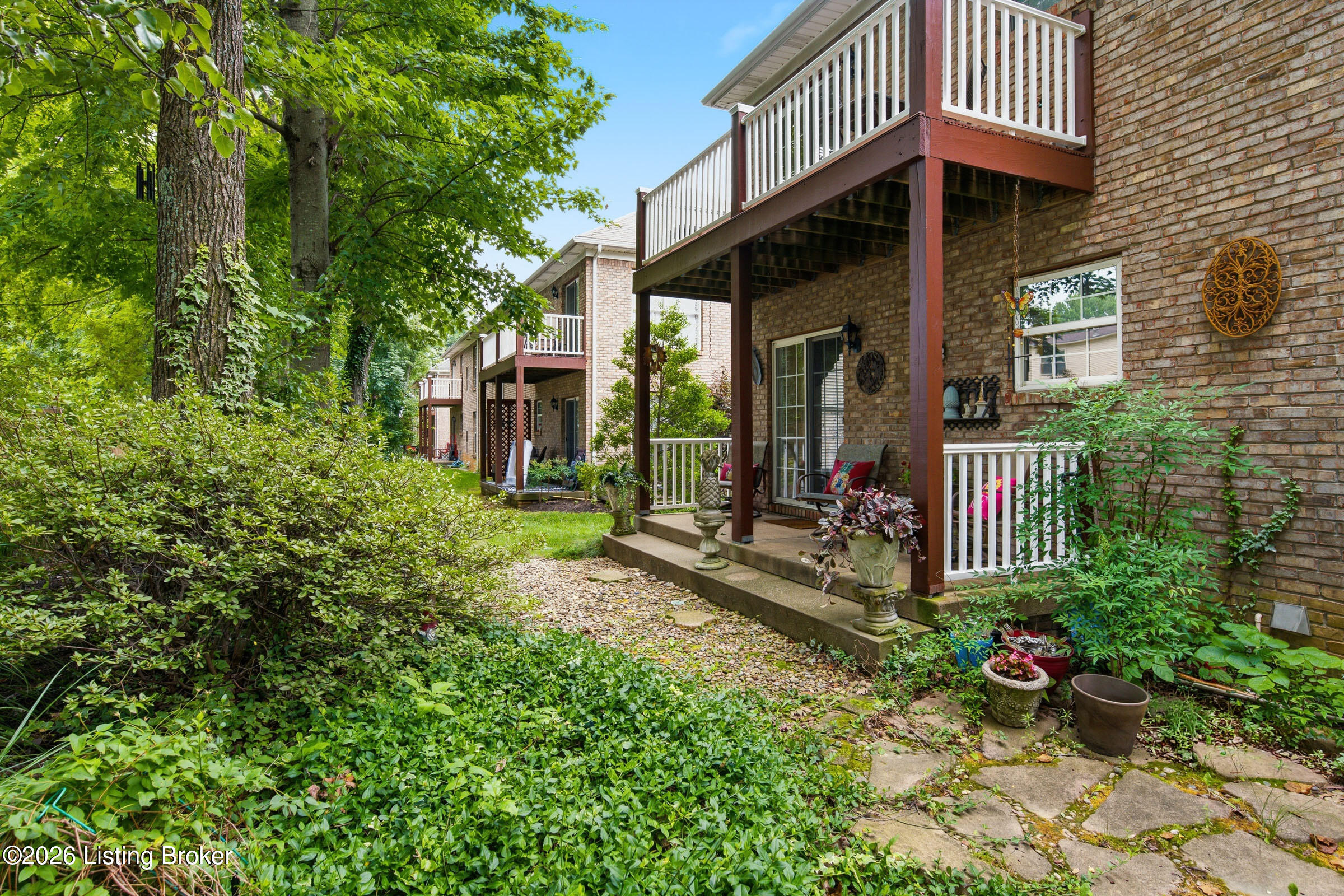 6015 Wooded Creek Dr 102 Property Photo 25
