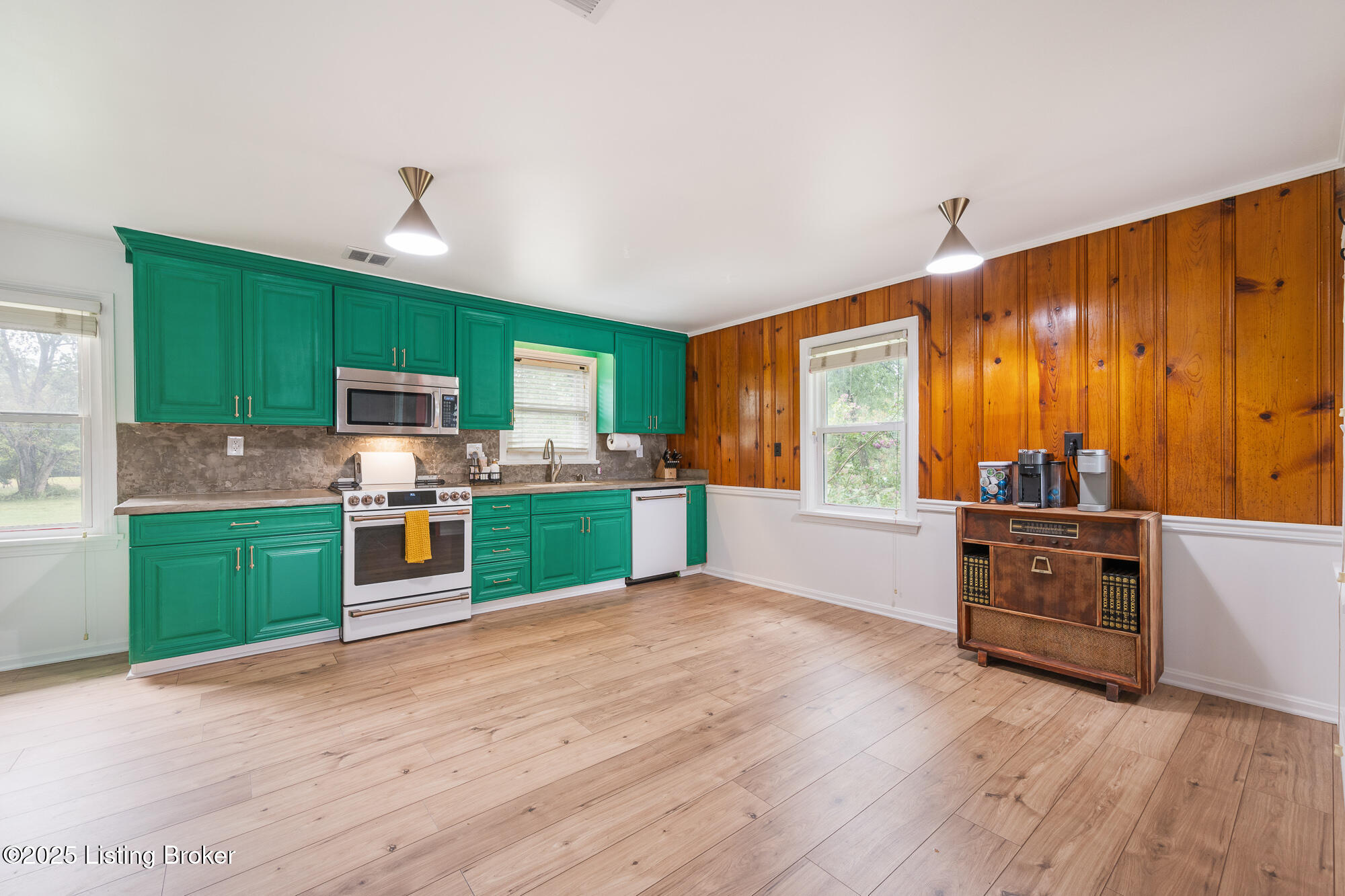 6410 Transylvania Beach Rd Property Photo 13