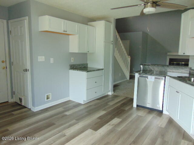 4801 Middlesex Dr Property Photo 16