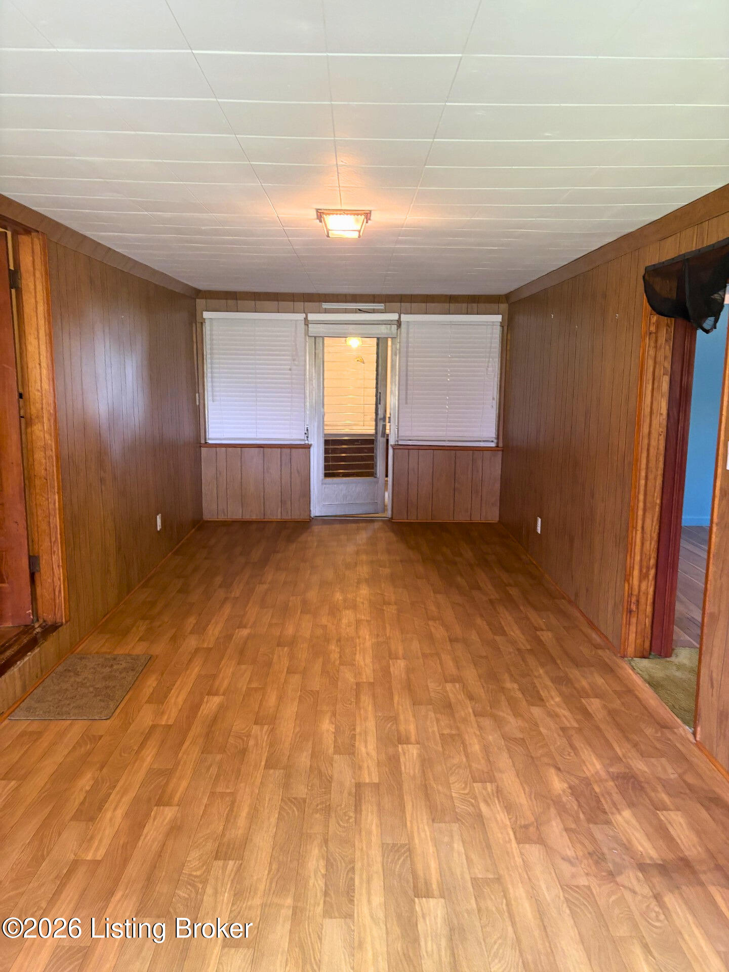 4316 Louisville Rd Property Photo 12
