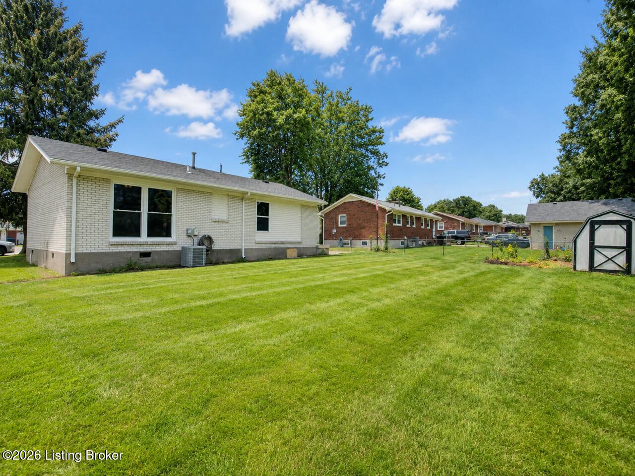 8006 Annella Way Property Photo 3