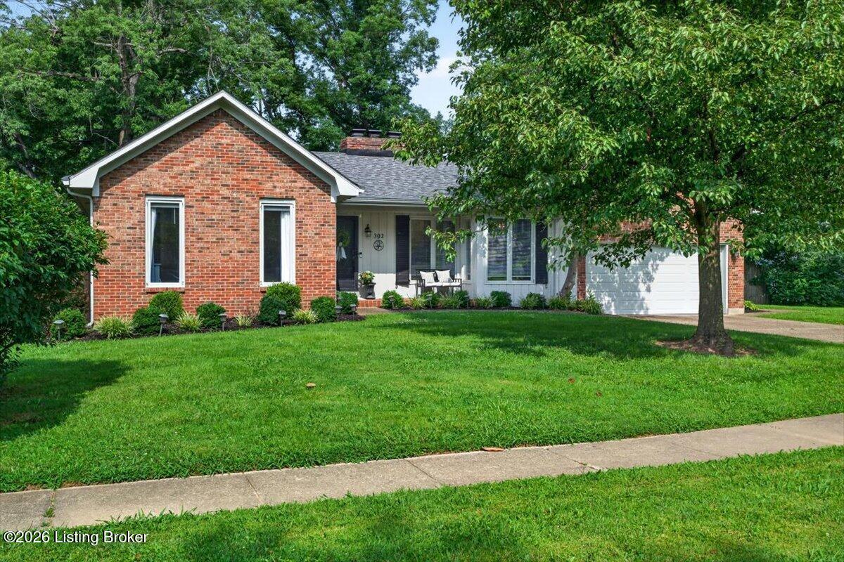 302 Blue Ridge Rd Property Photo 1
