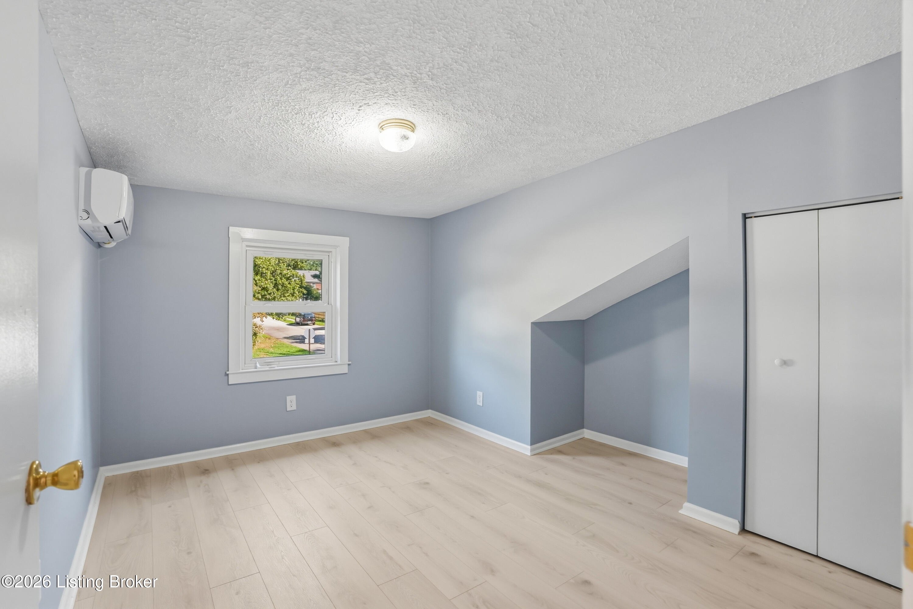 2124 Winston Ave Property Photo 29