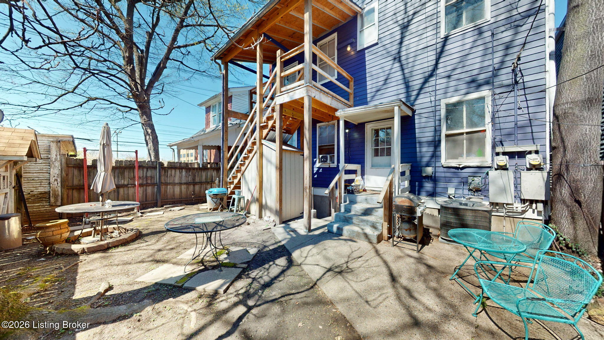 628 W Ormsby Ave Property Photo 34