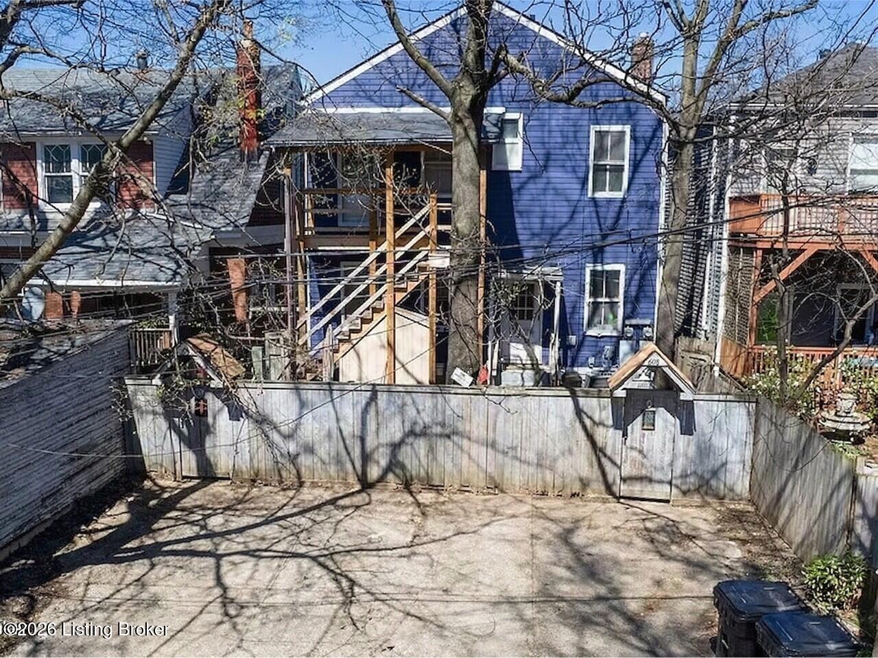 628 W Ormsby Ave Property Photo 37