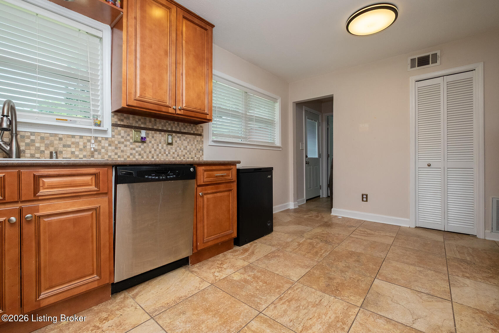 3620 Saint Edwards Dr Property Photo 10