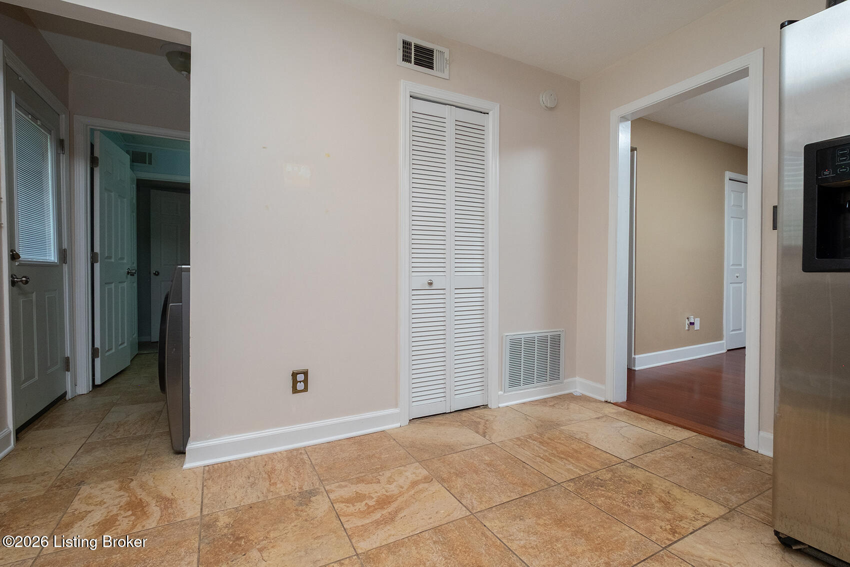 3620 Saint Edwards Dr Property Photo 11