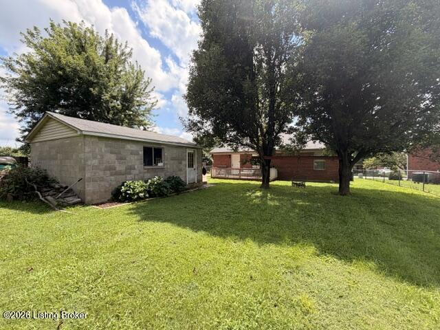 122 Owings Blvd Property Photo 3