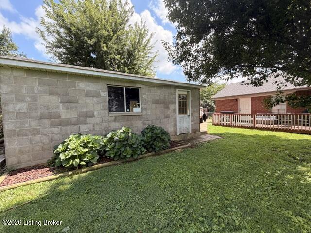 122 Owings Blvd Property Photo 4