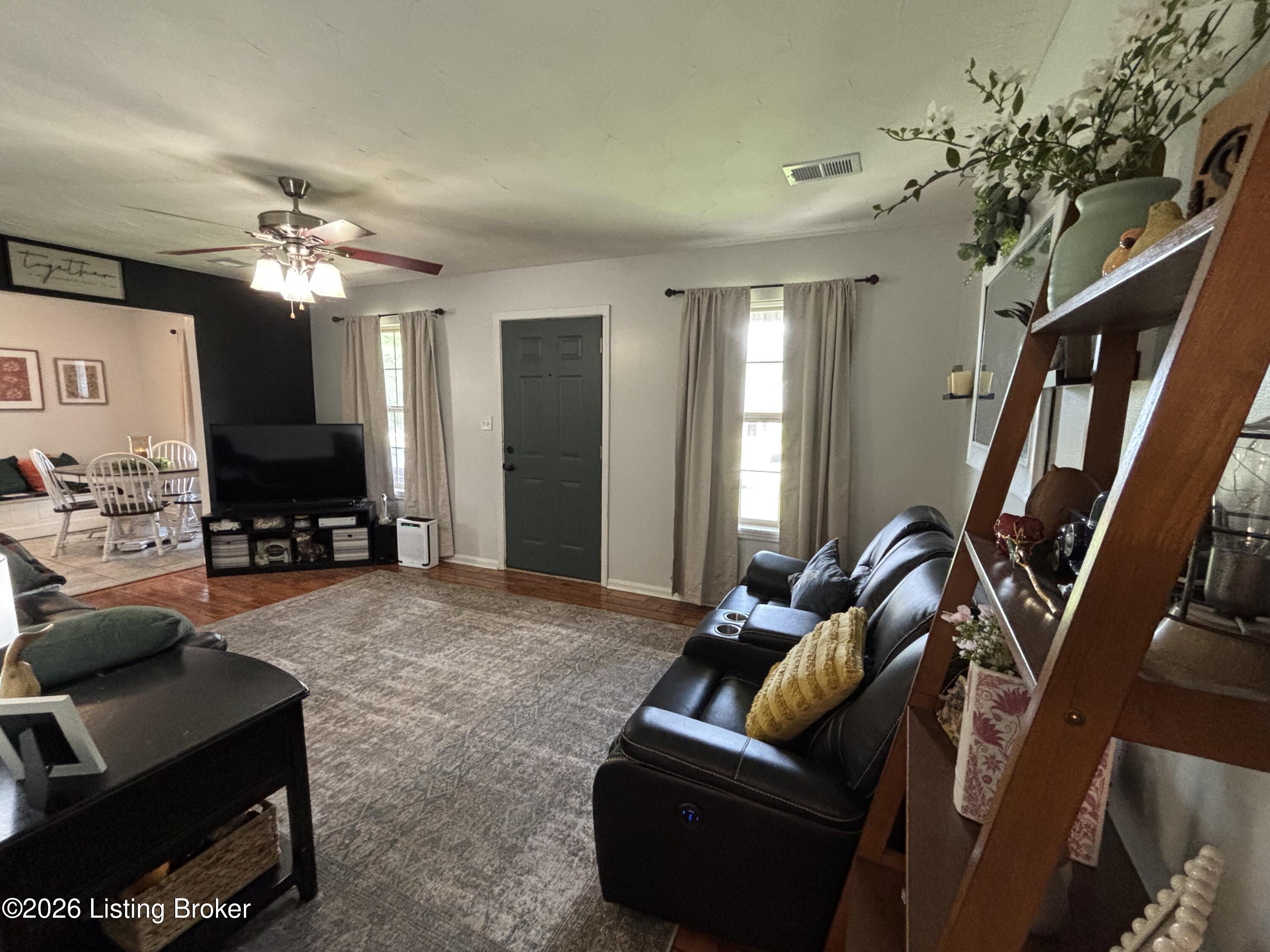 122 Owings Blvd Property Photo 11