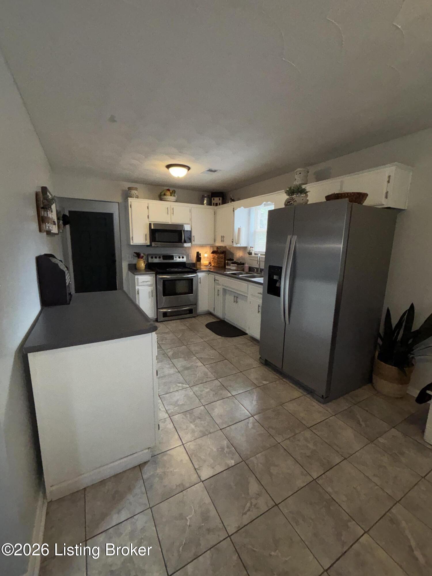 122 Owings Blvd Property Photo 13