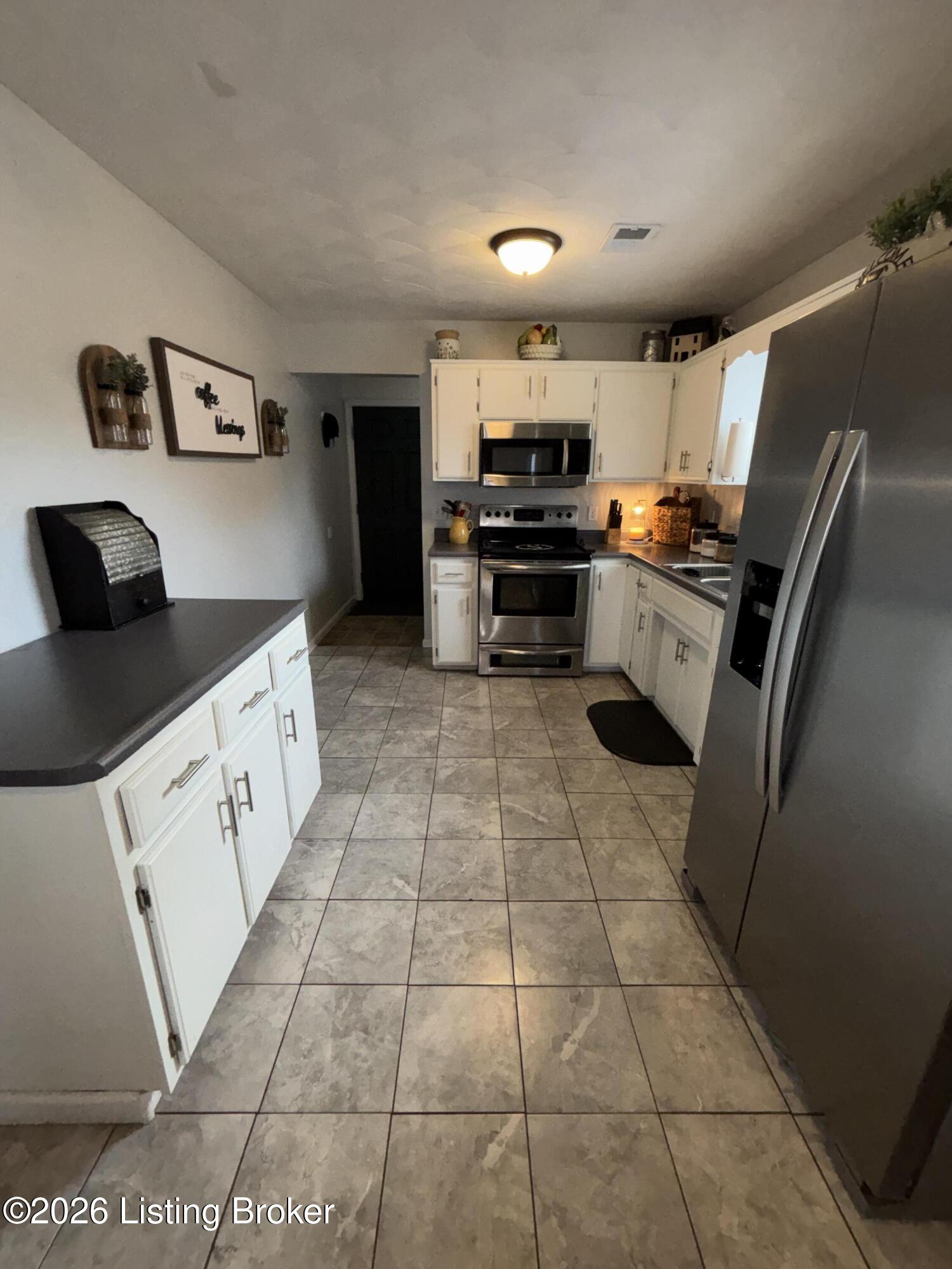 122 Owings Blvd Property Photo 14