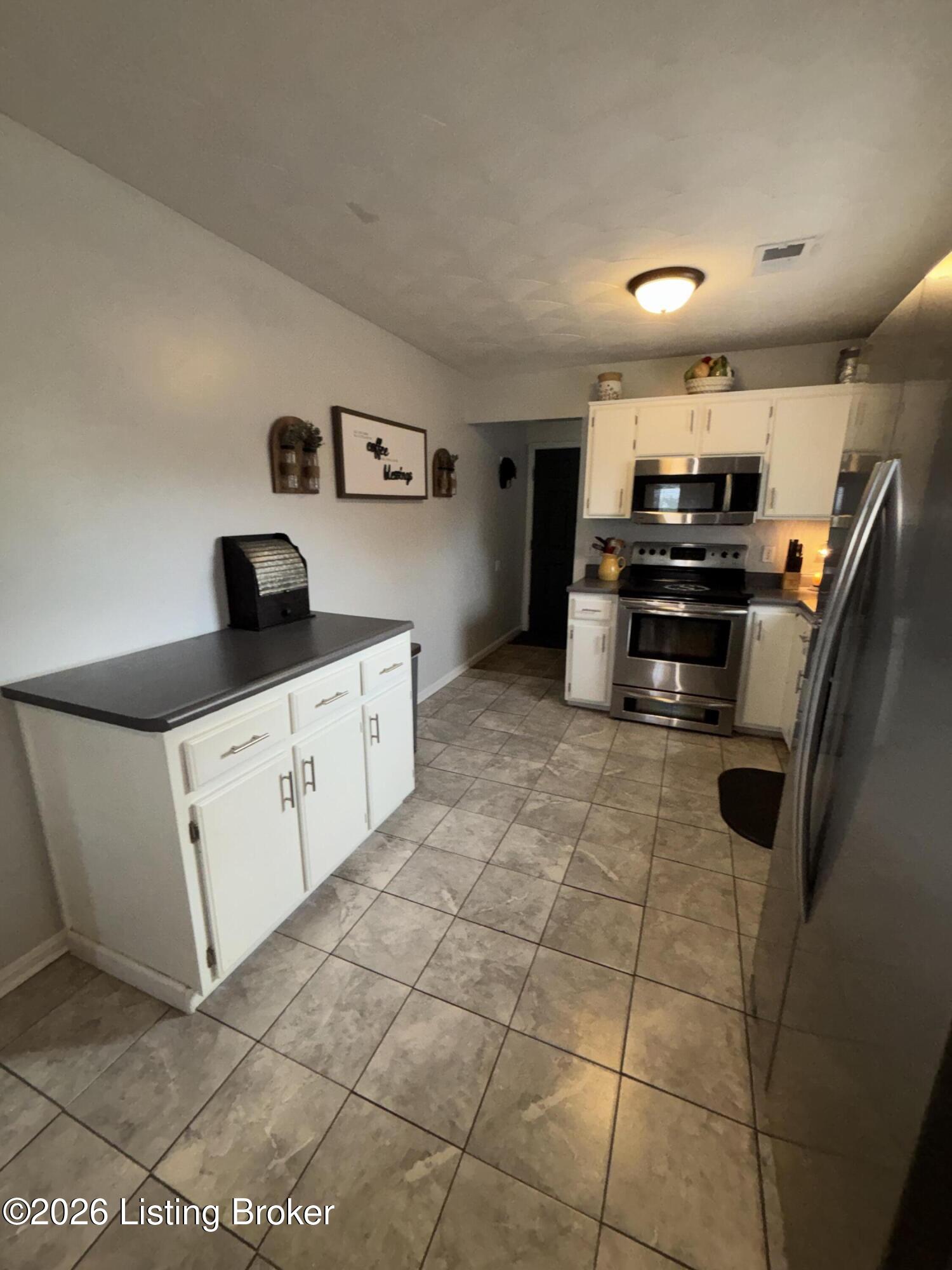 122 Owings Blvd Property Photo 15