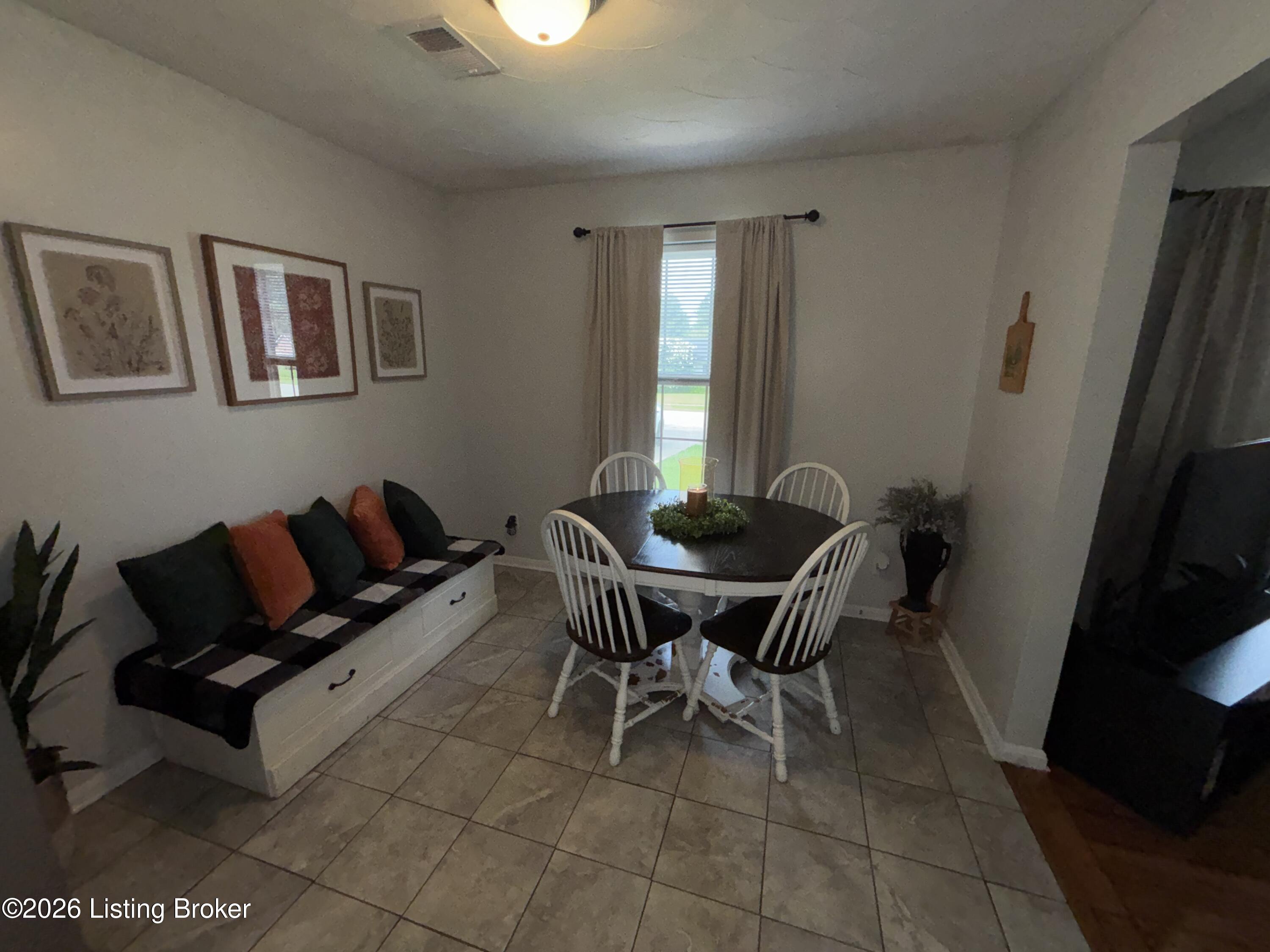 122 Owings Blvd Property Photo 20