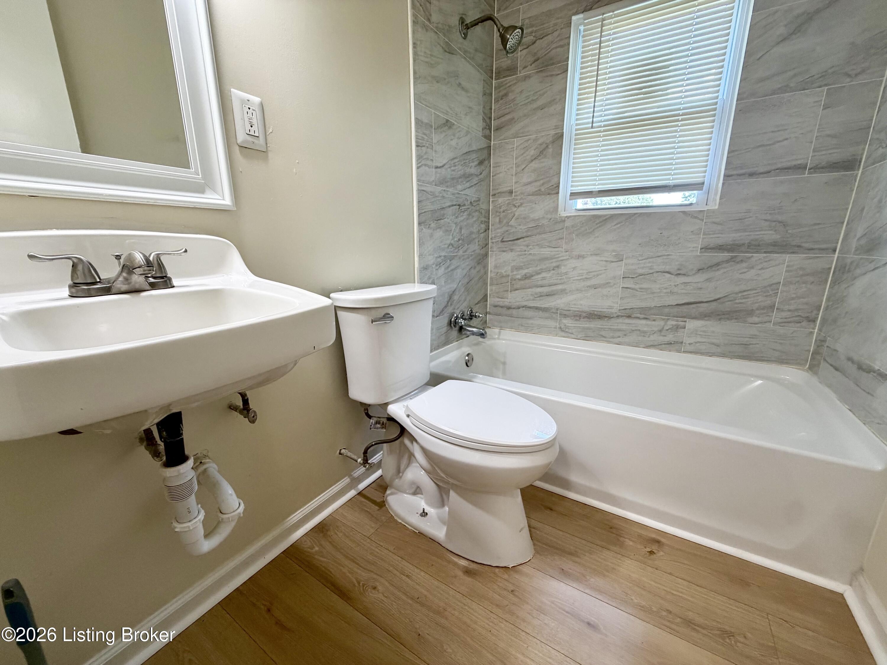 4309 Elliott Ave 4 Property Photo 8
