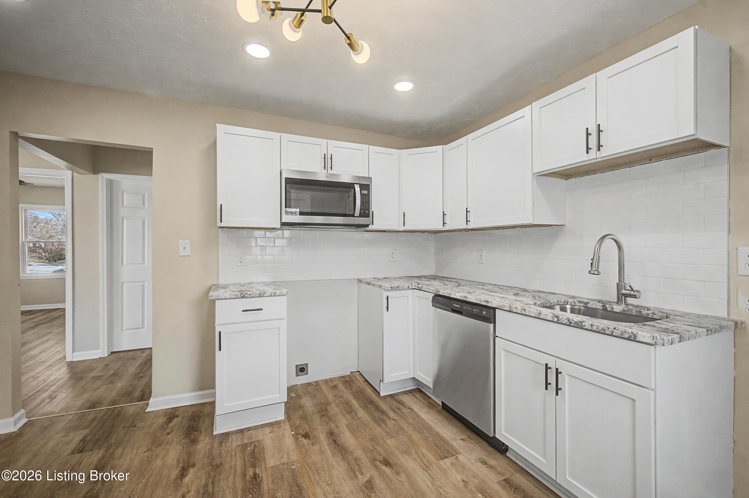 711 Shaffer Rd Property Photo 13