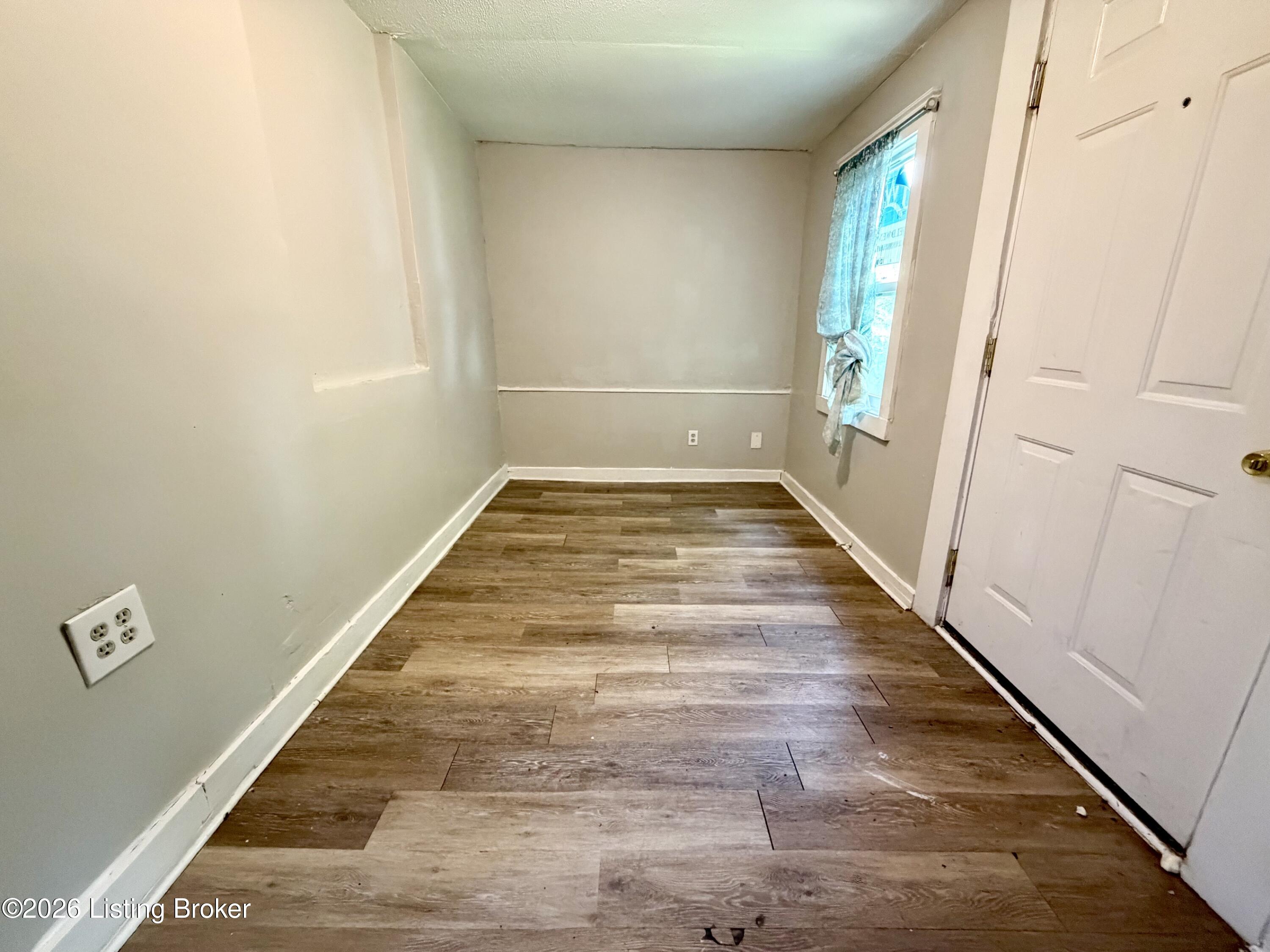 1456 Beech St Property Photo 7
