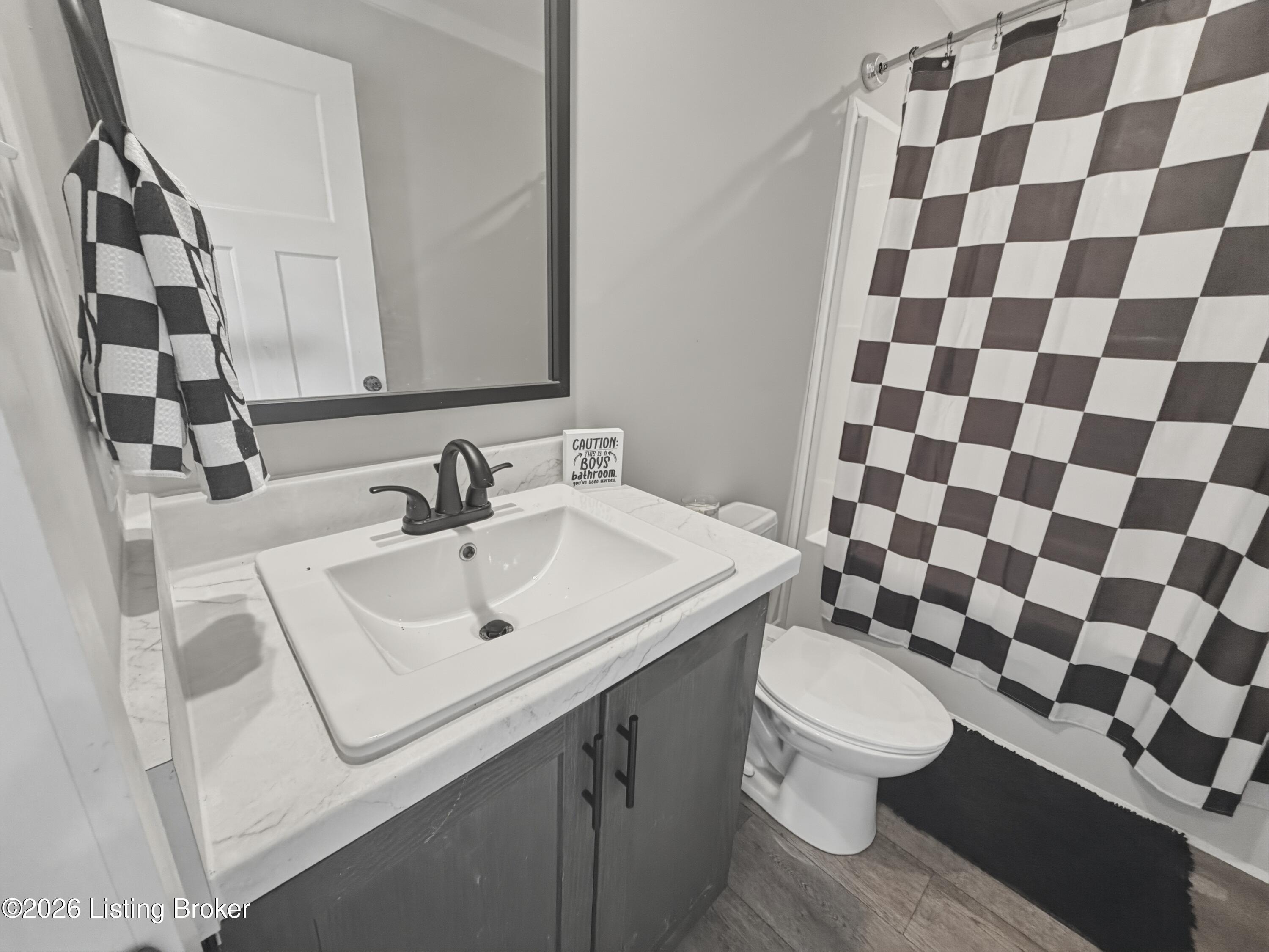110 Laverne Ln Property Photo 35