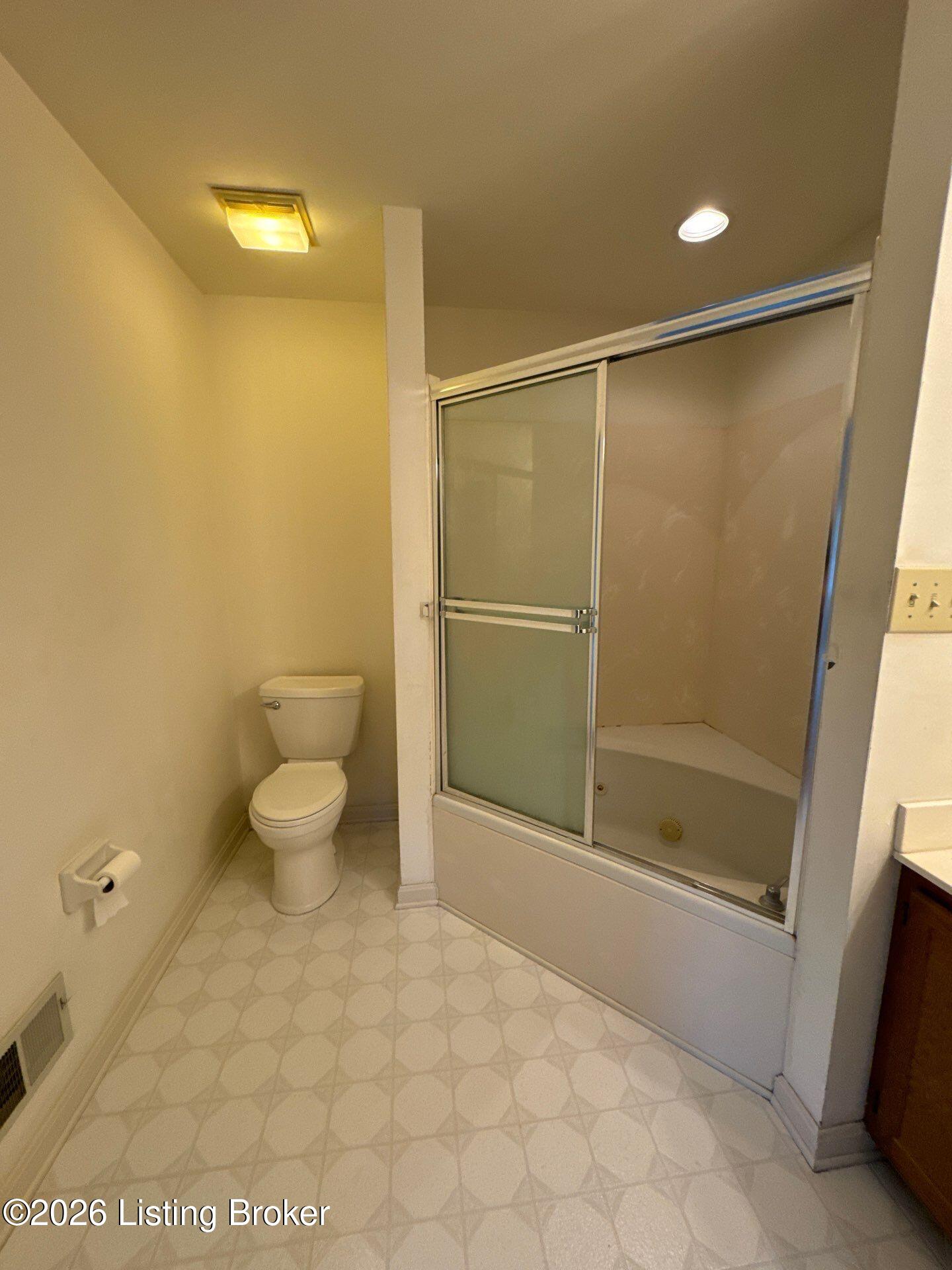 10985 Eagles Cove Dr Property Photo 23
