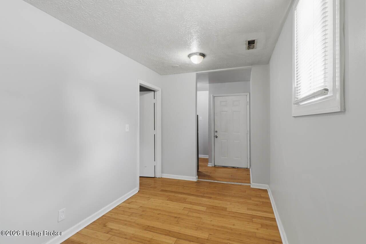 3944 S 3rd St Property Photo 13