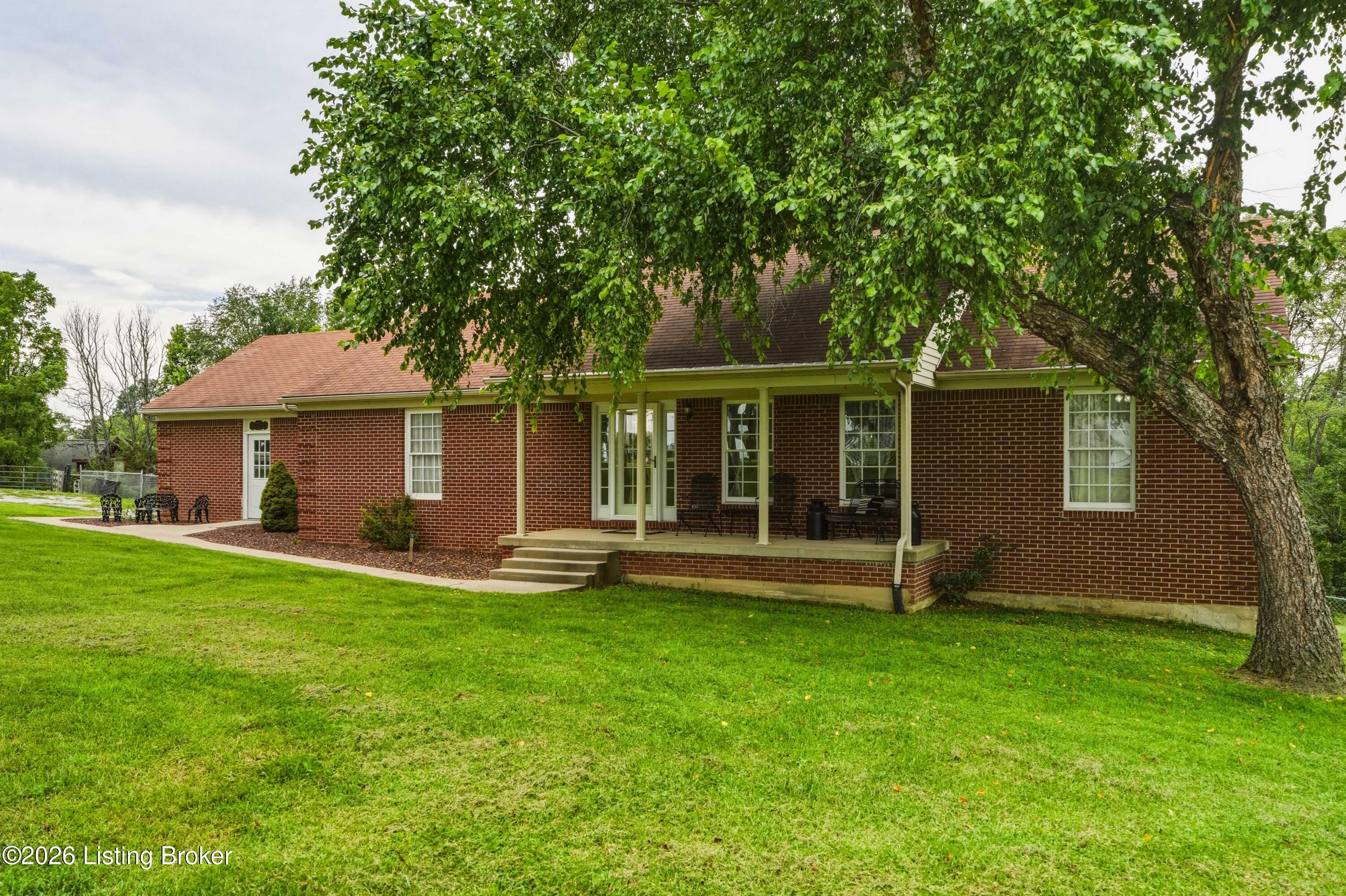 2714 Pea Ridge Rd Property Photo 7